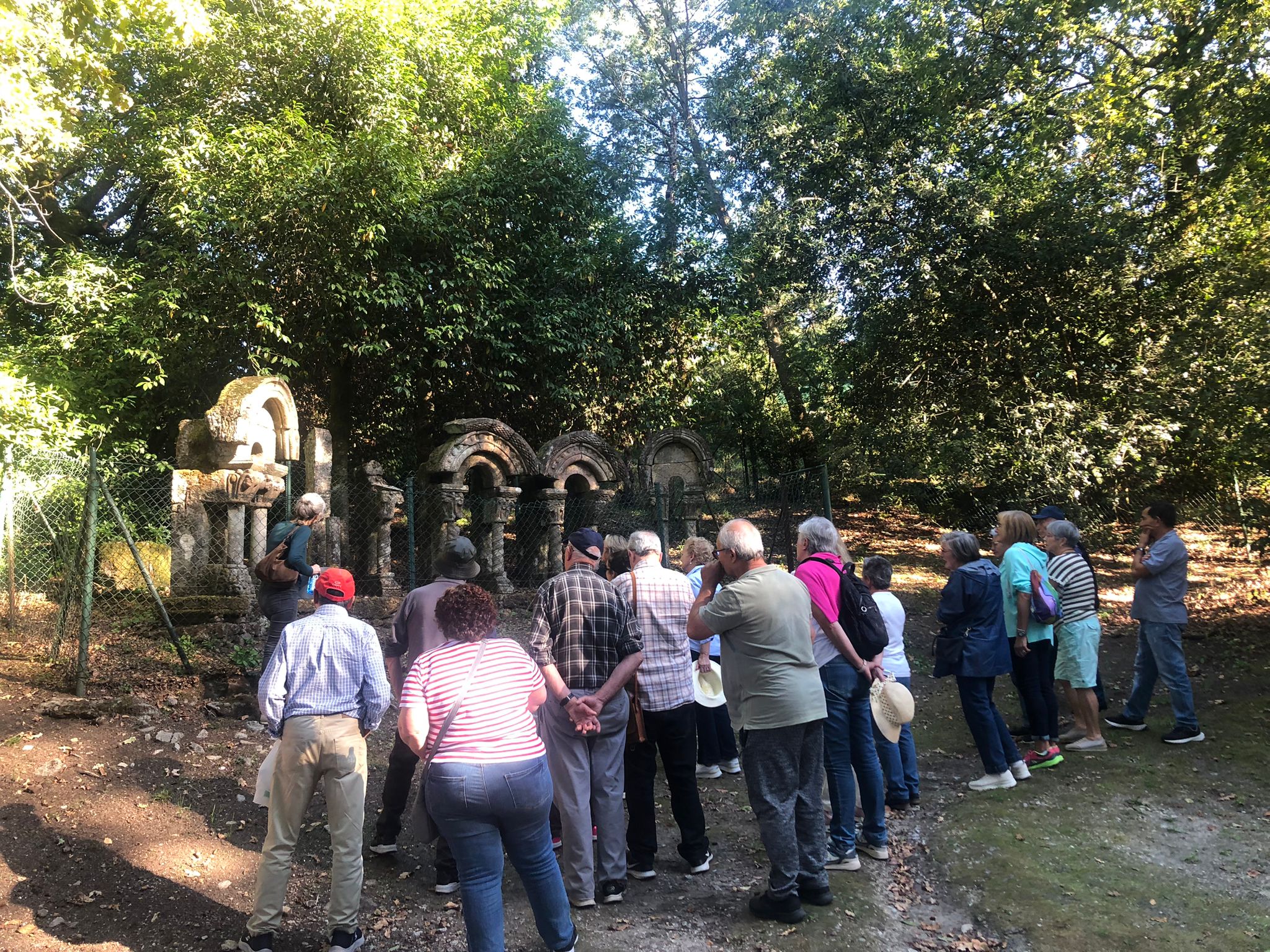 visita ruinas igrexa románica Castelans