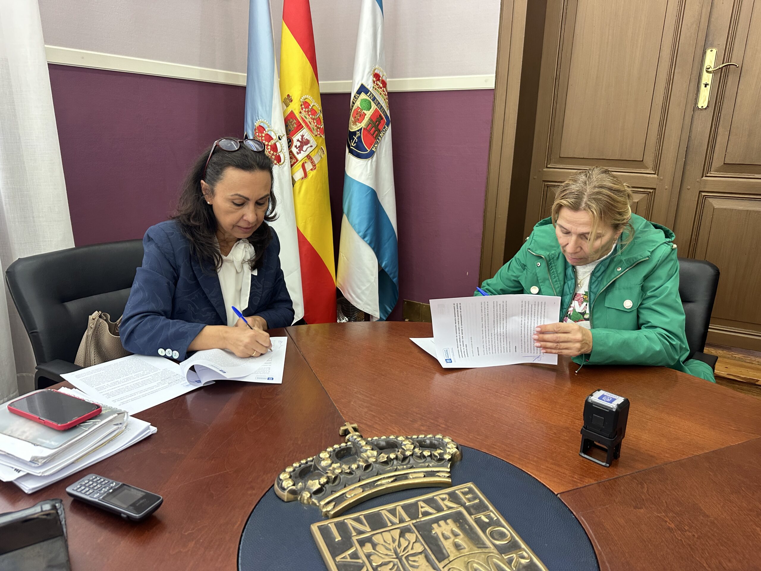 17112025_Firma subvencion nominativa AECC de Marin