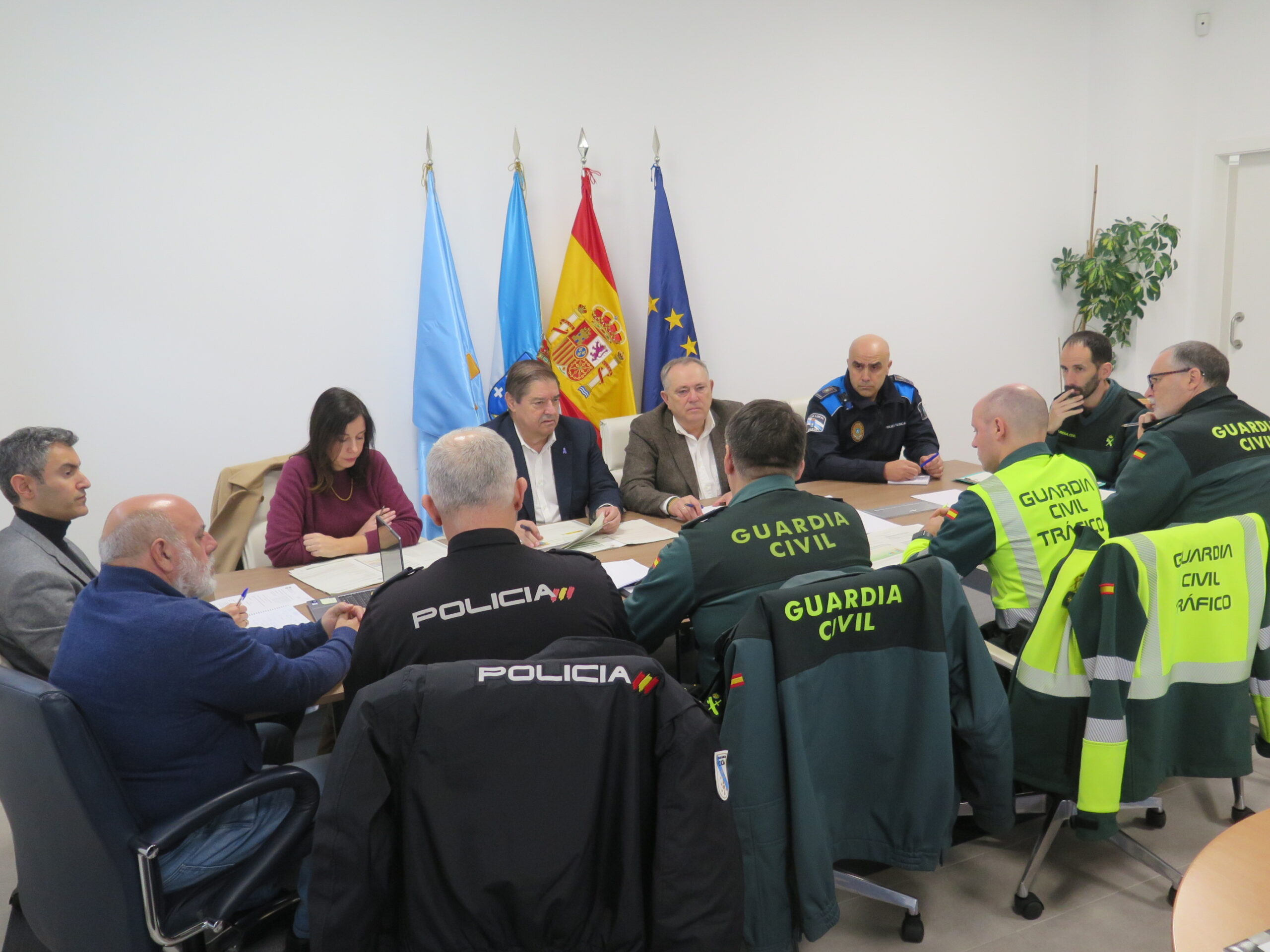 2025.11.26.- Xunta Local de Seguridade (2)