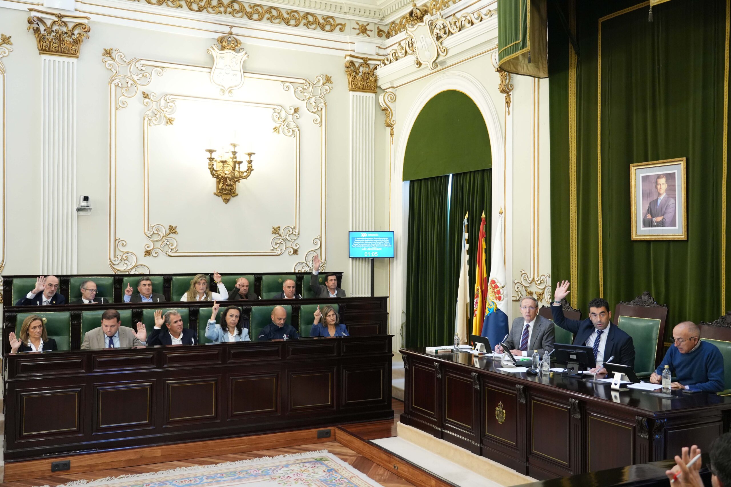 20251031_pleno_rafaestevez_08 (1)