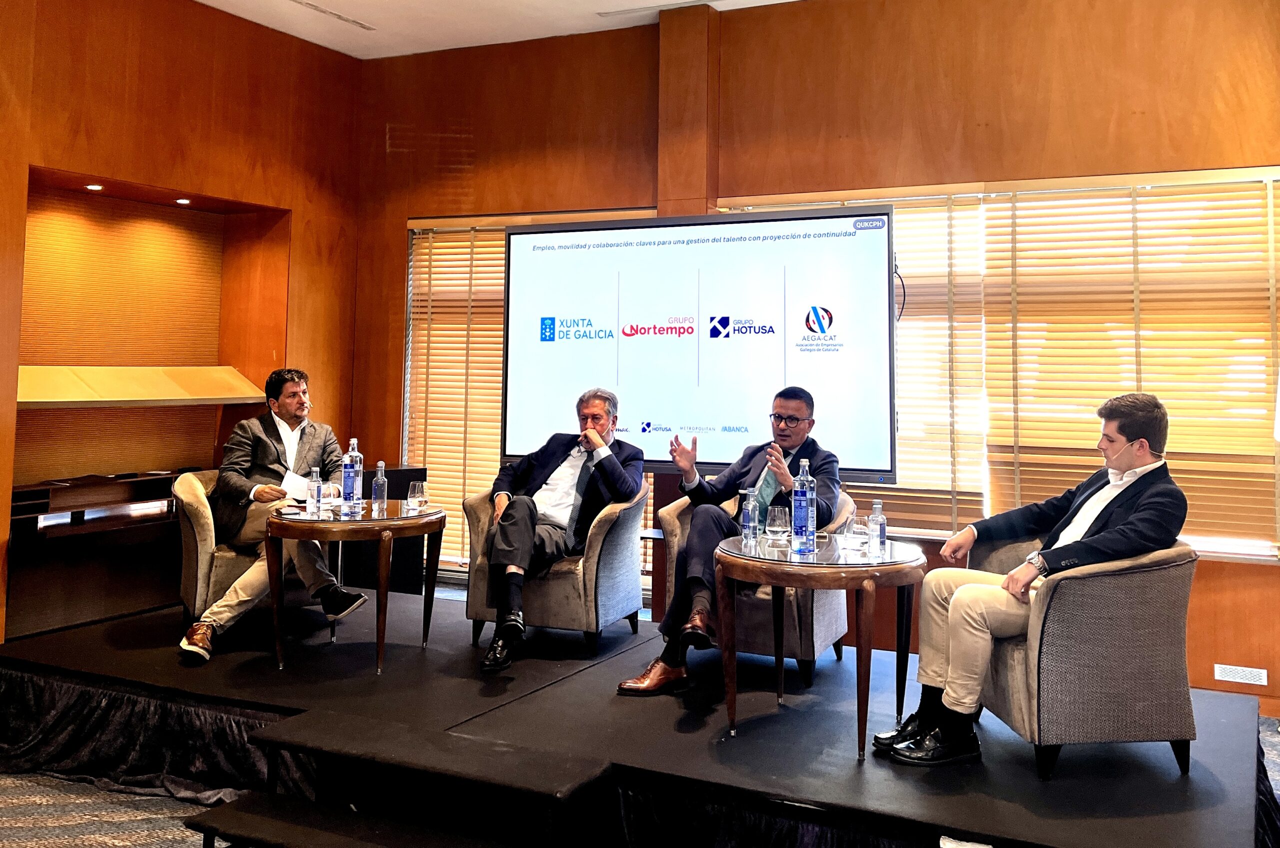 20251104conseAegacat1