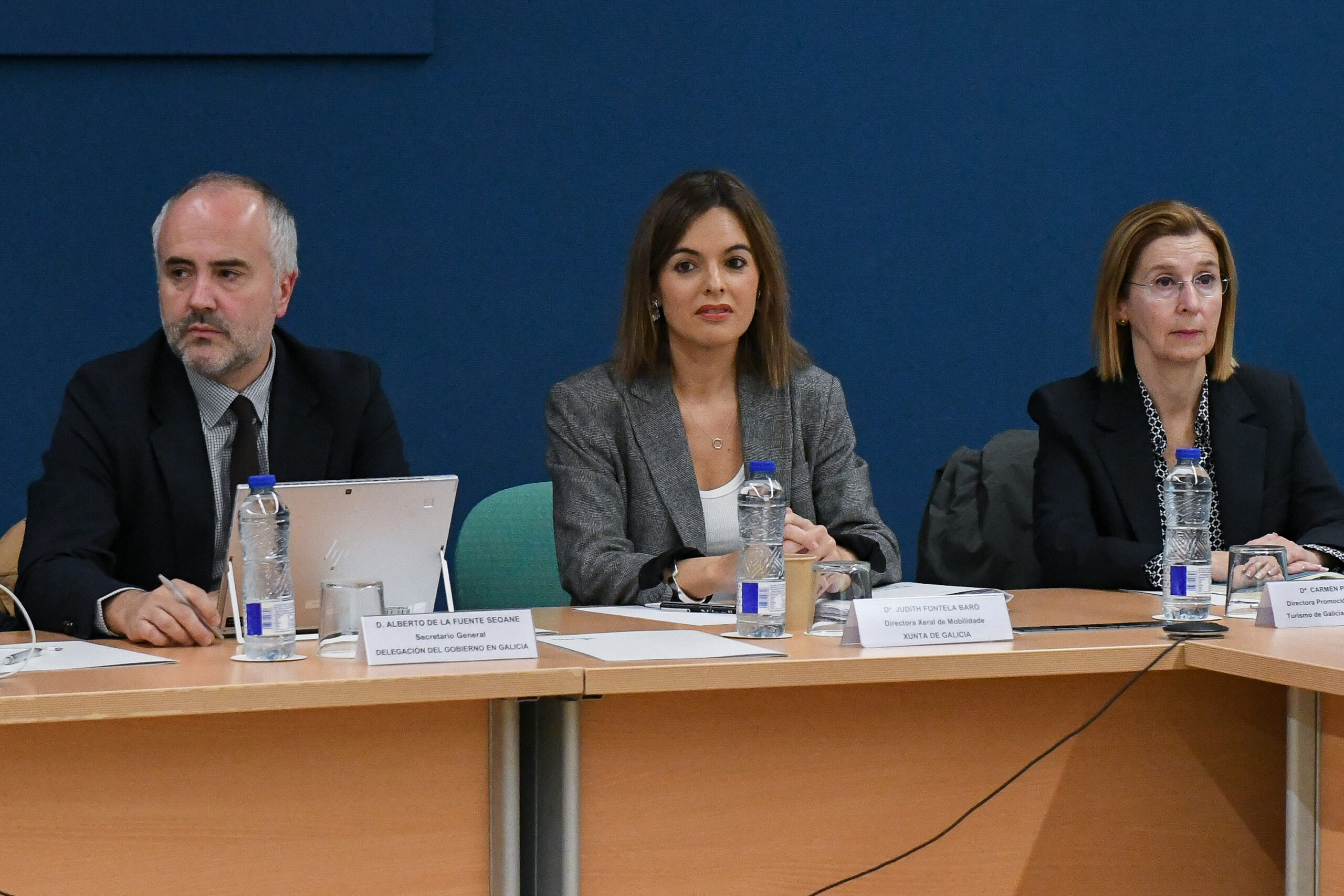 20251105DXMXuntanzaGrupoTraballoConectividadeAerea (2)