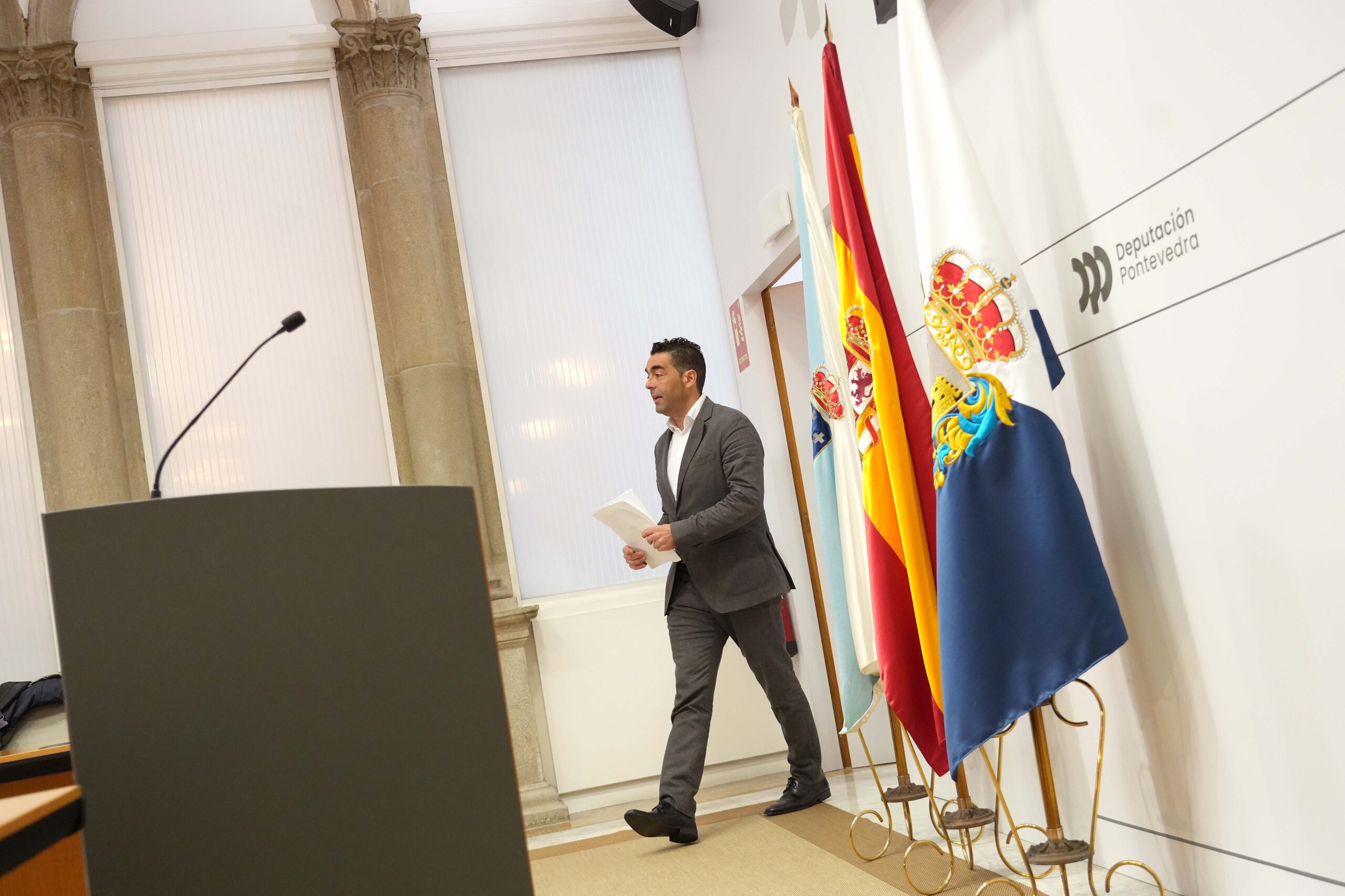 20251107_conferenciaprensa_rafaestevez_09