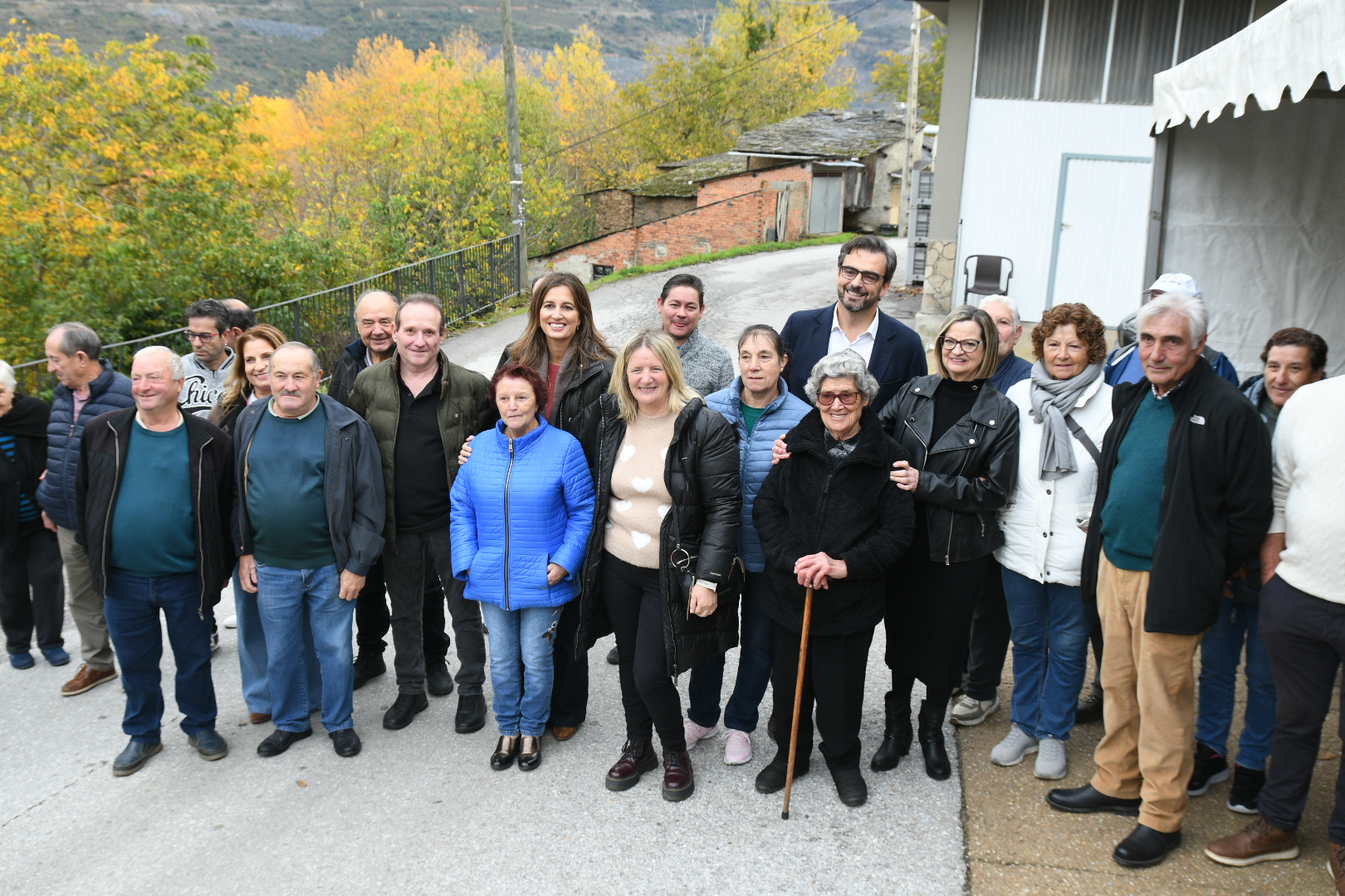 20251110VisitaProxectosEstratexicosCarballedaValdeorras10