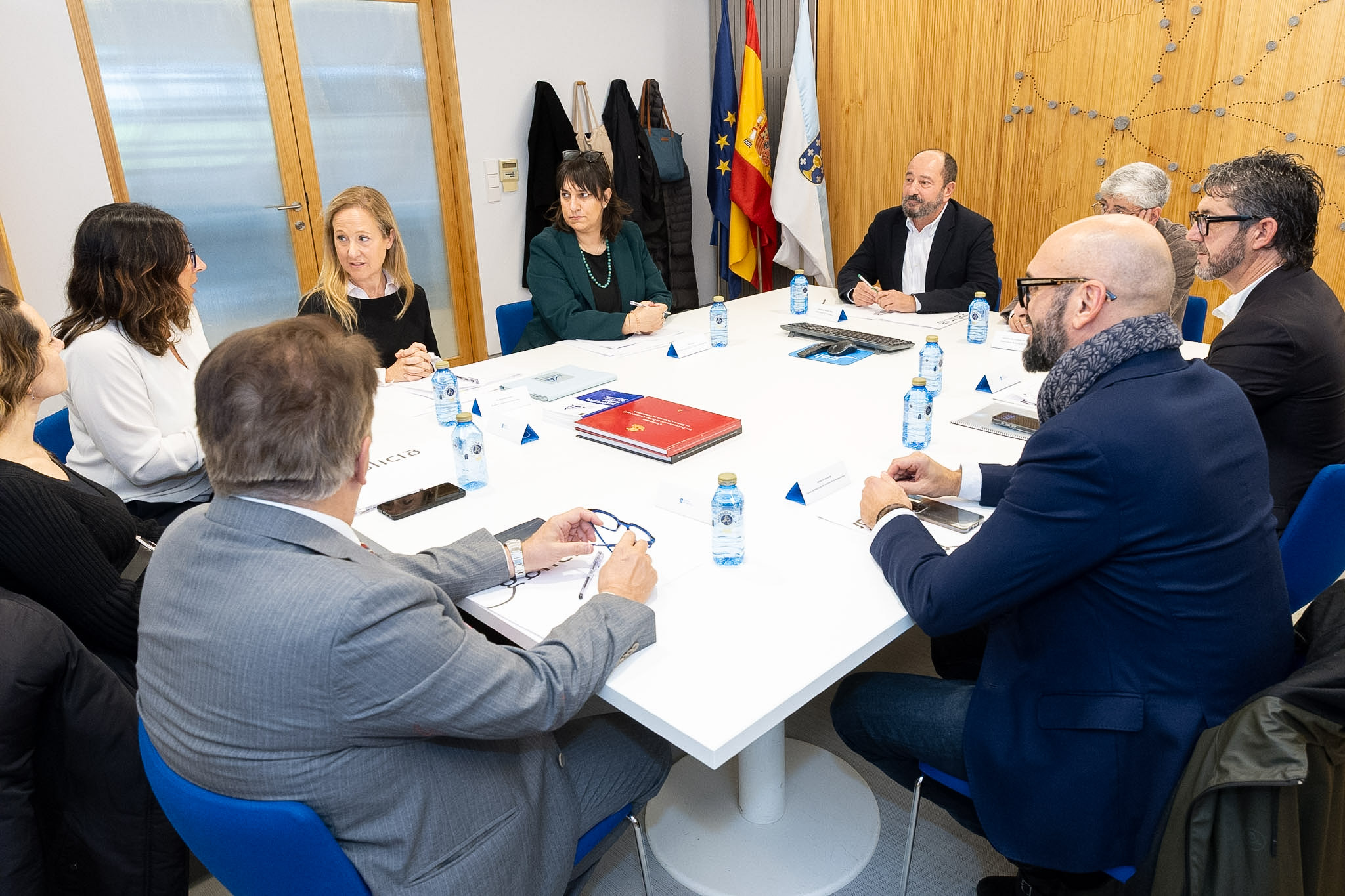 20251113 NPReuniónVíaQuerinissima (1)