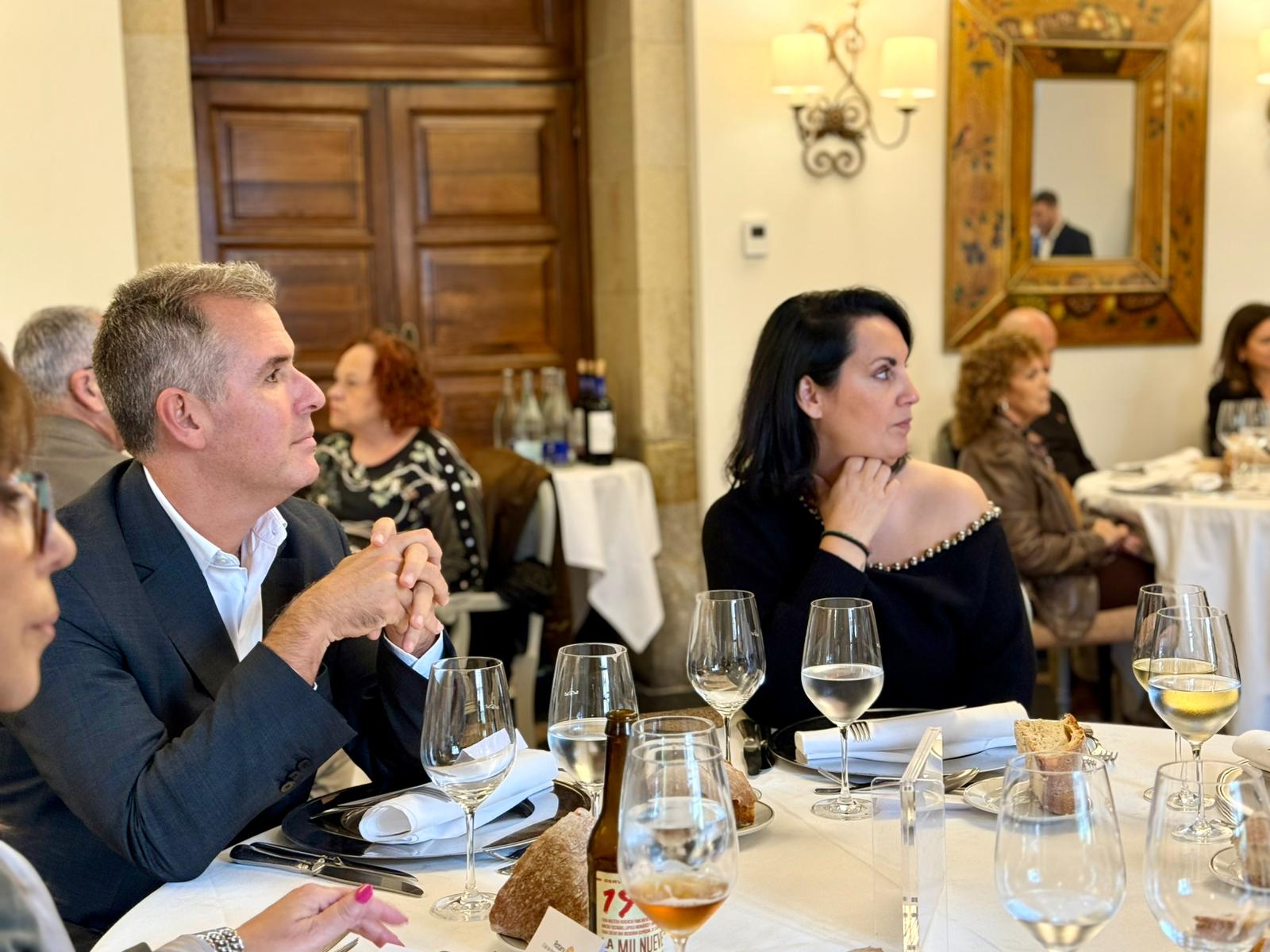 20251113_rafadominguez_rotaryclub2