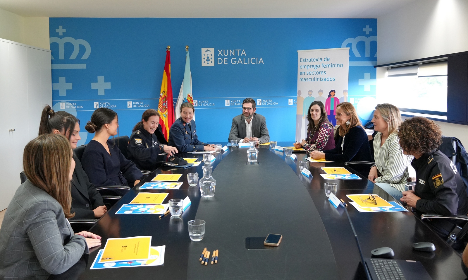 20251115 SXERLReunionGrupoTraballoEmerxenciasEstratexiaEmpregoFeminino