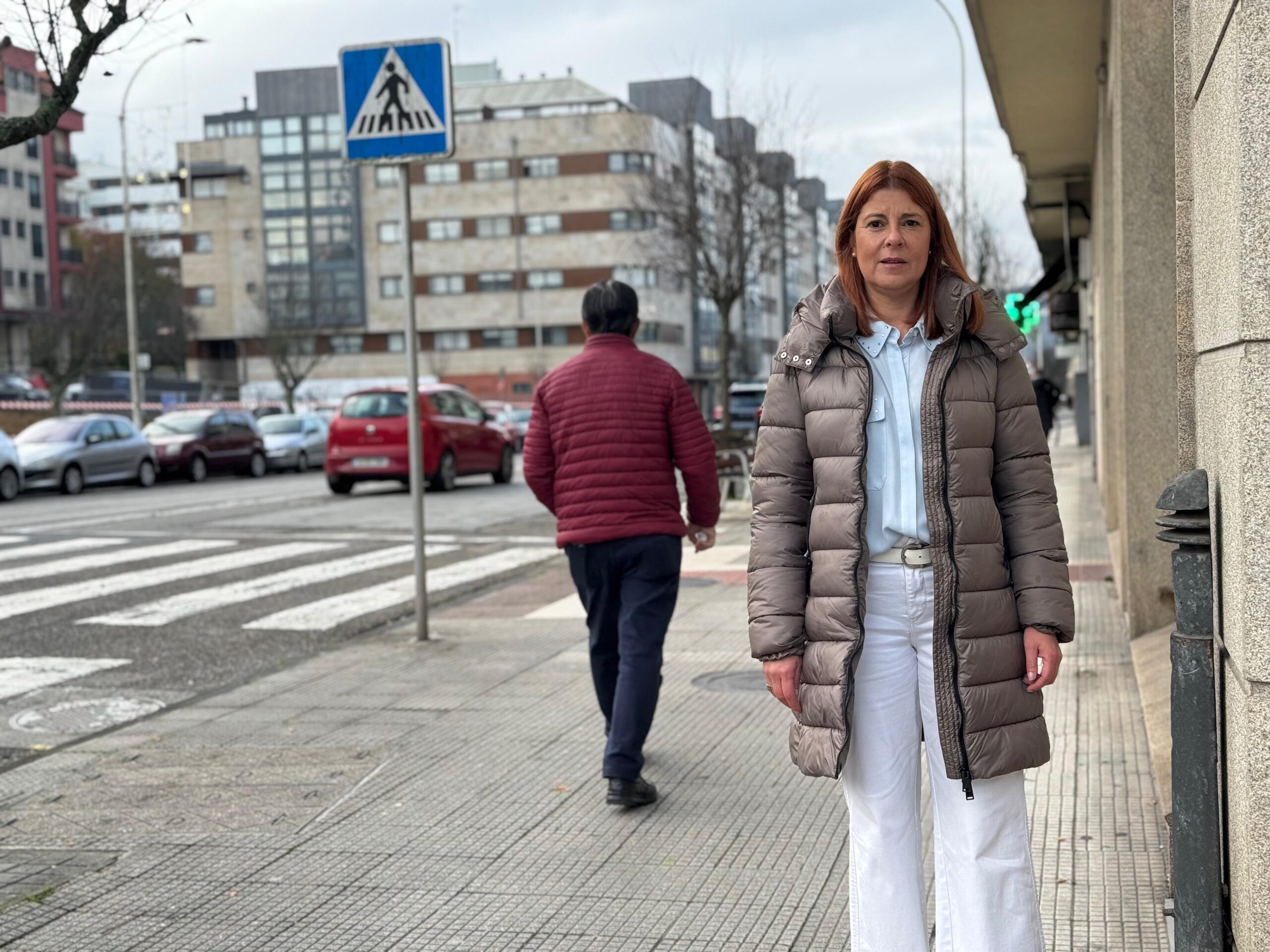 20251126MobiliarioUrbanoAParda_BeaRey