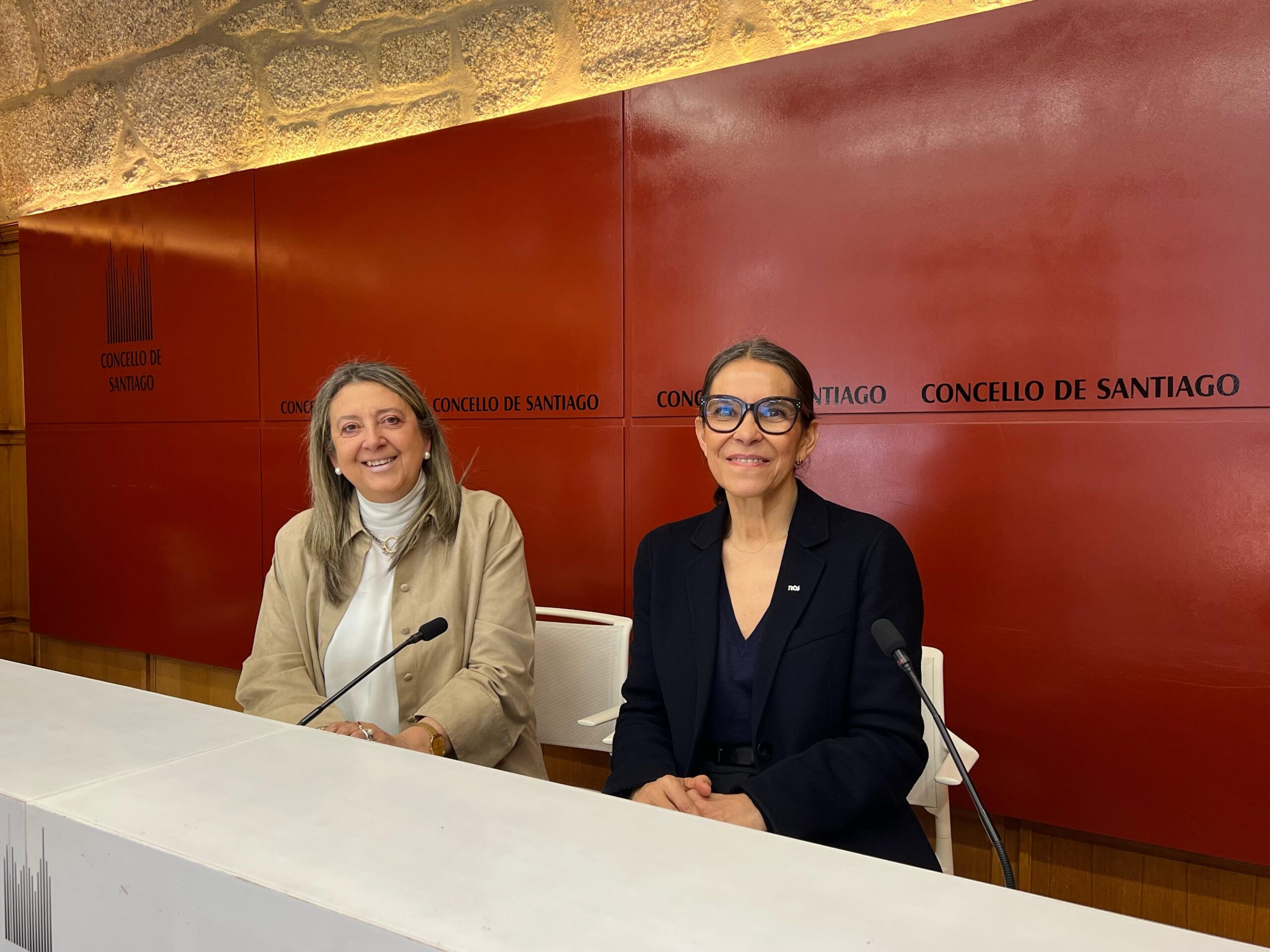 IMAXE – Mila Castro e Mercedes Rosón en rolda