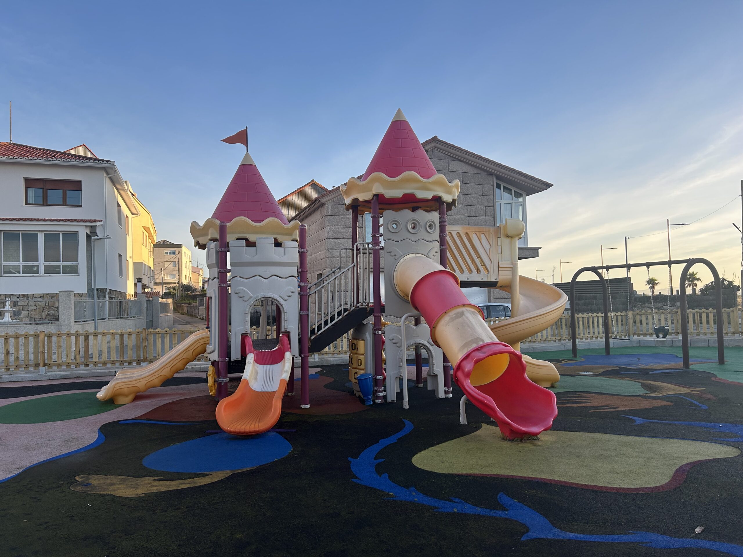 Licitación parque rúa Castelao. Novembro 2025 (2)