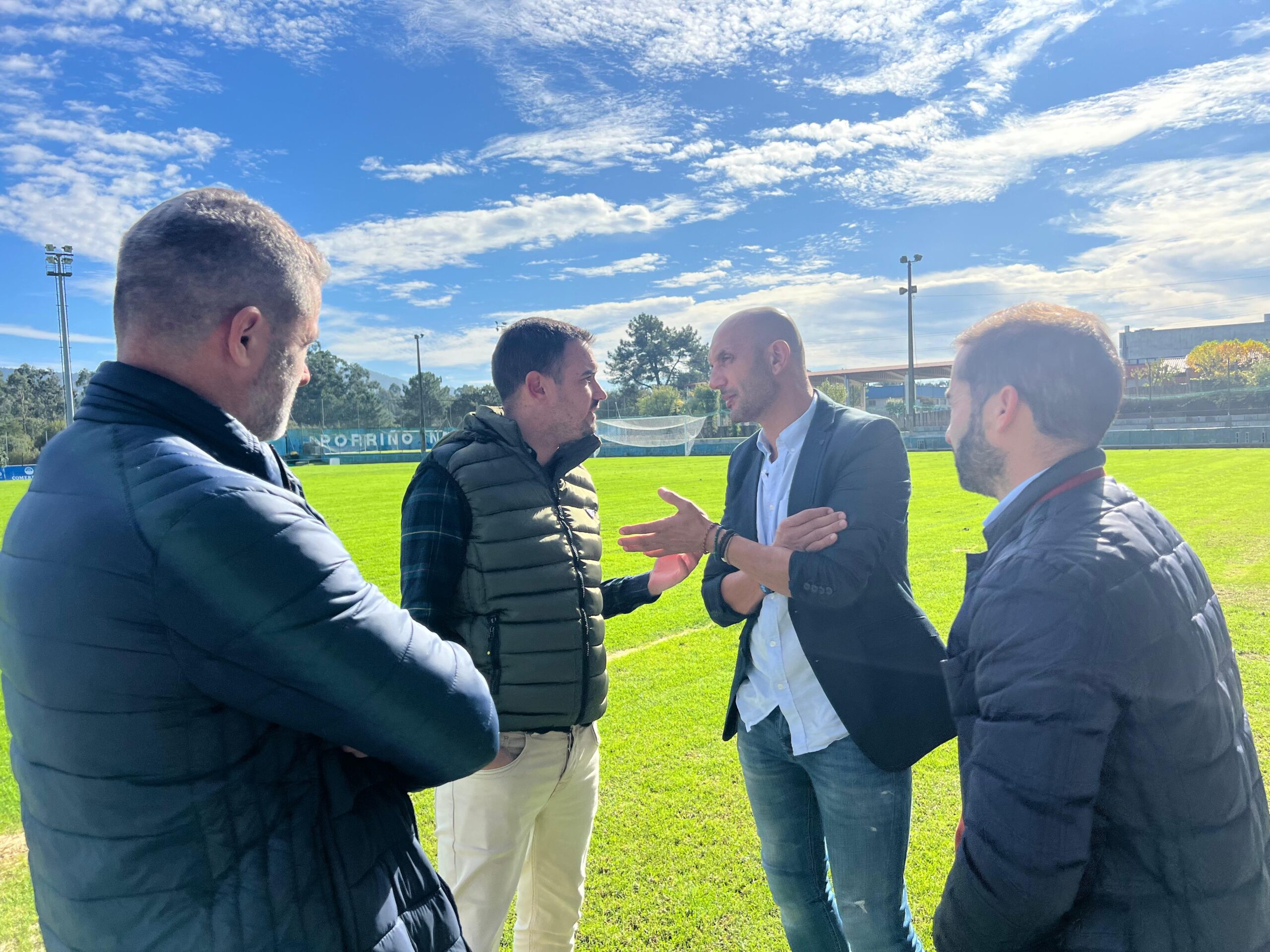 NP CAMPO FÚTBOL LOURAMBAL 2