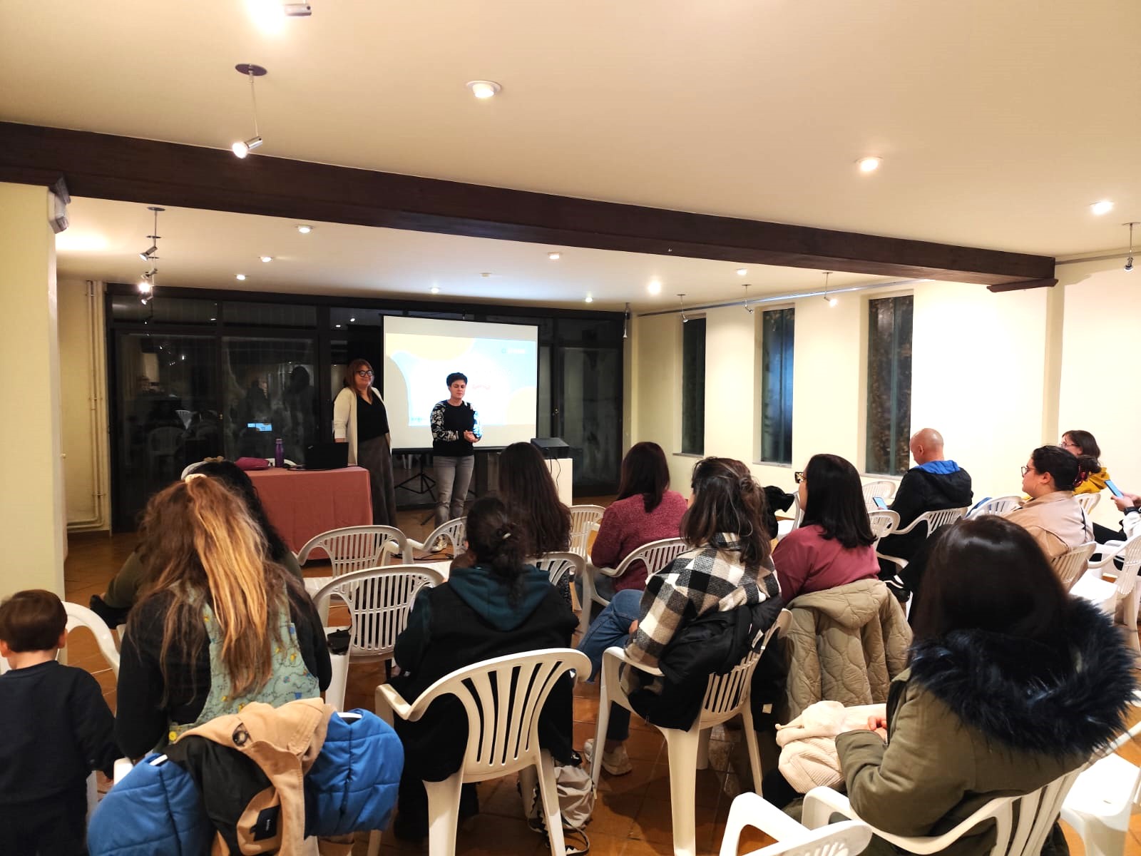 O Rosal conveěrtese en referente na loita contra o abuso sexual infantil co Proxecto AlouminŢo 02