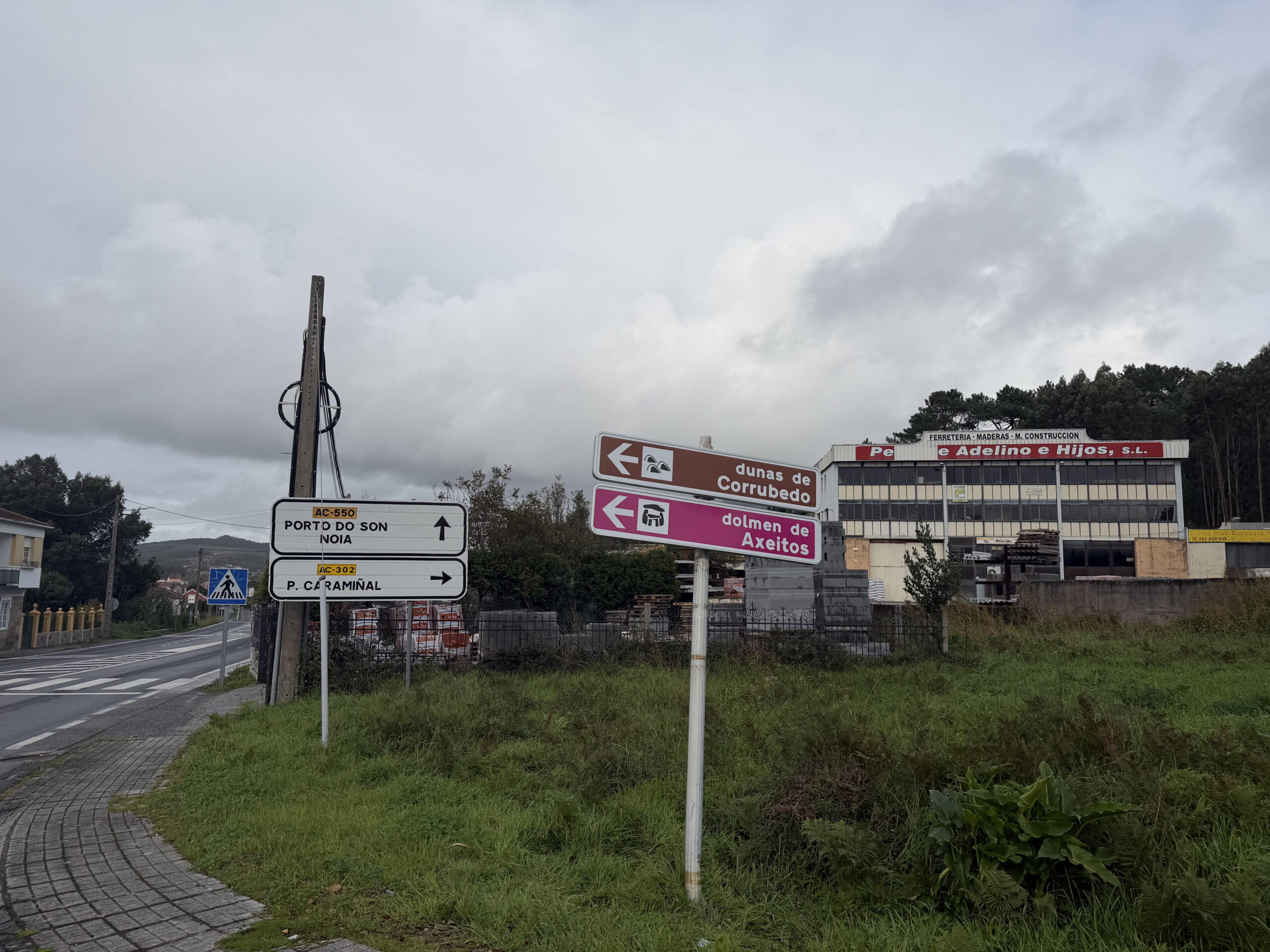 Renovación sinalización turística. Novembro 2025