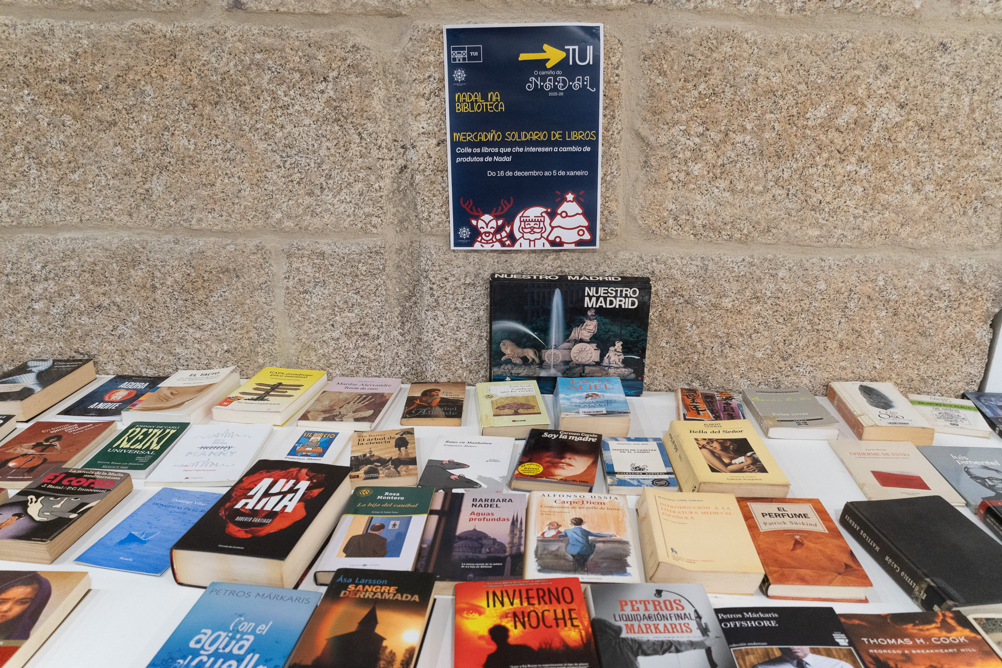 17122025 Mercadiño Solidario de Libros (2)