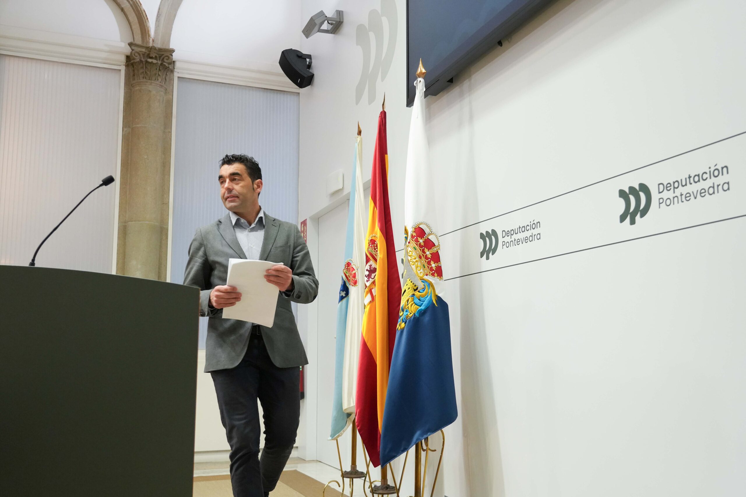 20251121_luislopez_rp_jphilippot_01