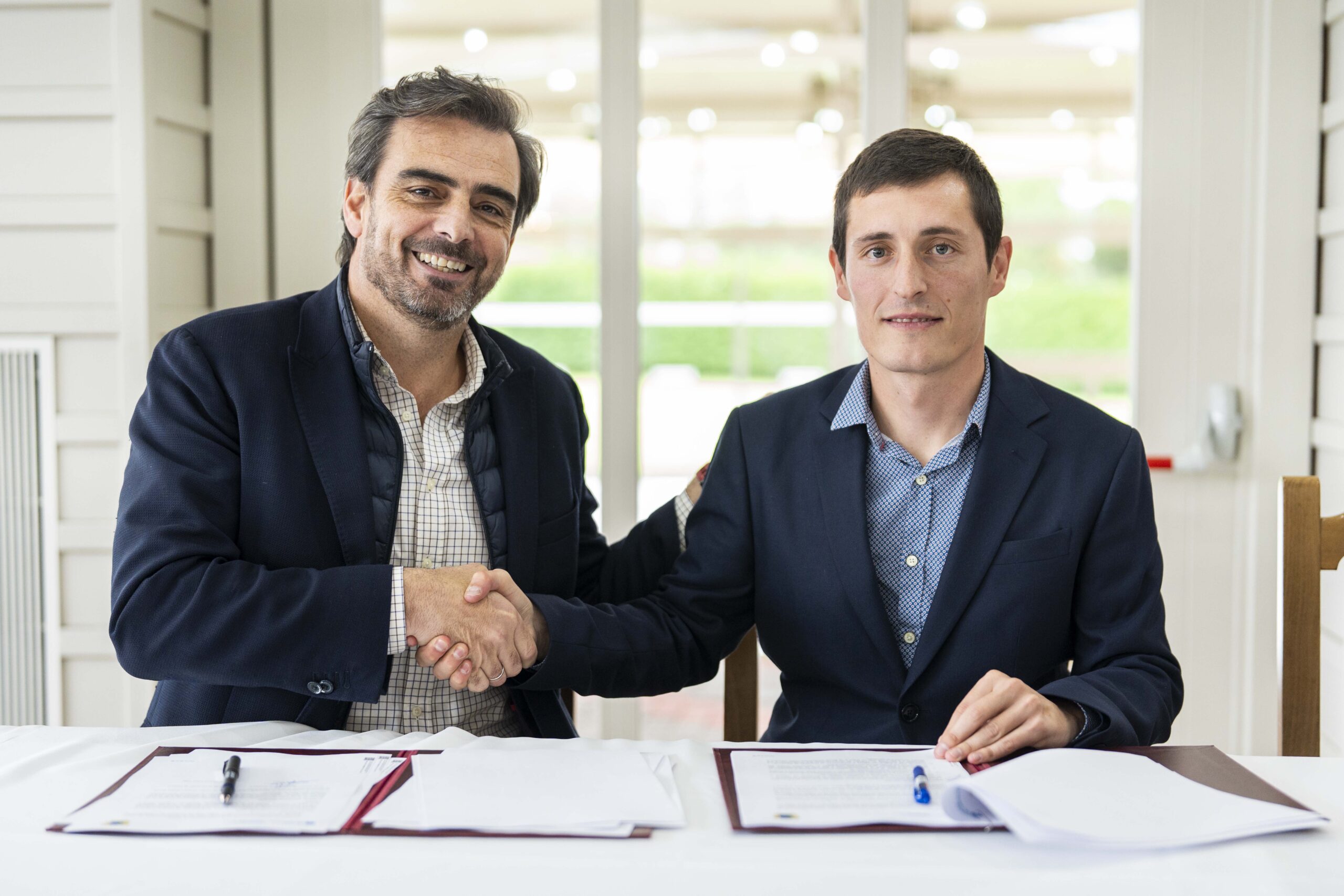 20251202ConvenioFisterra (2)