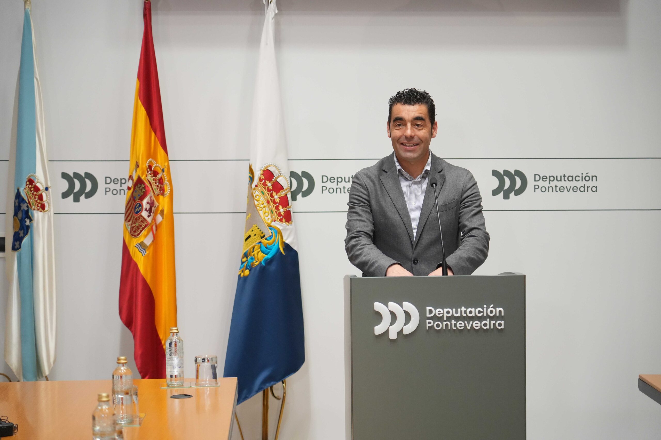 20251205_conferenciaprensa_rafaestevez_04