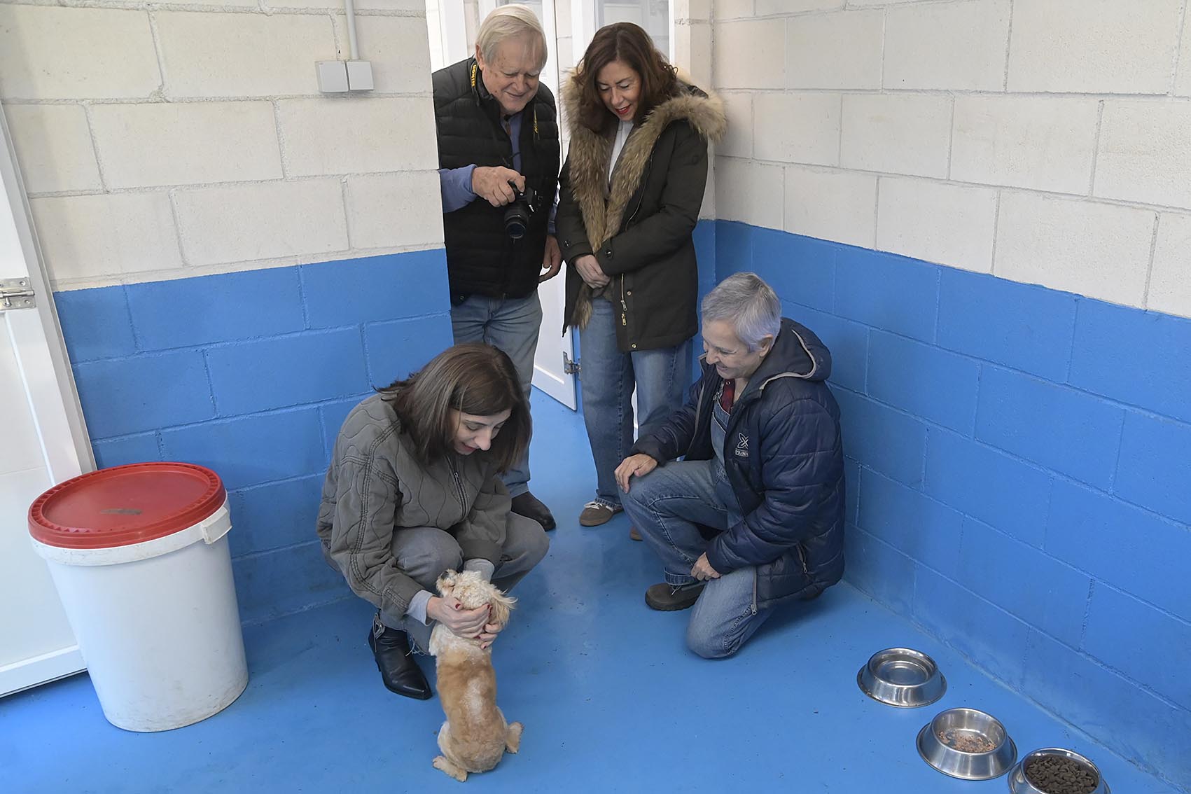 20251213 AVMVisitaGatocanCoiros1