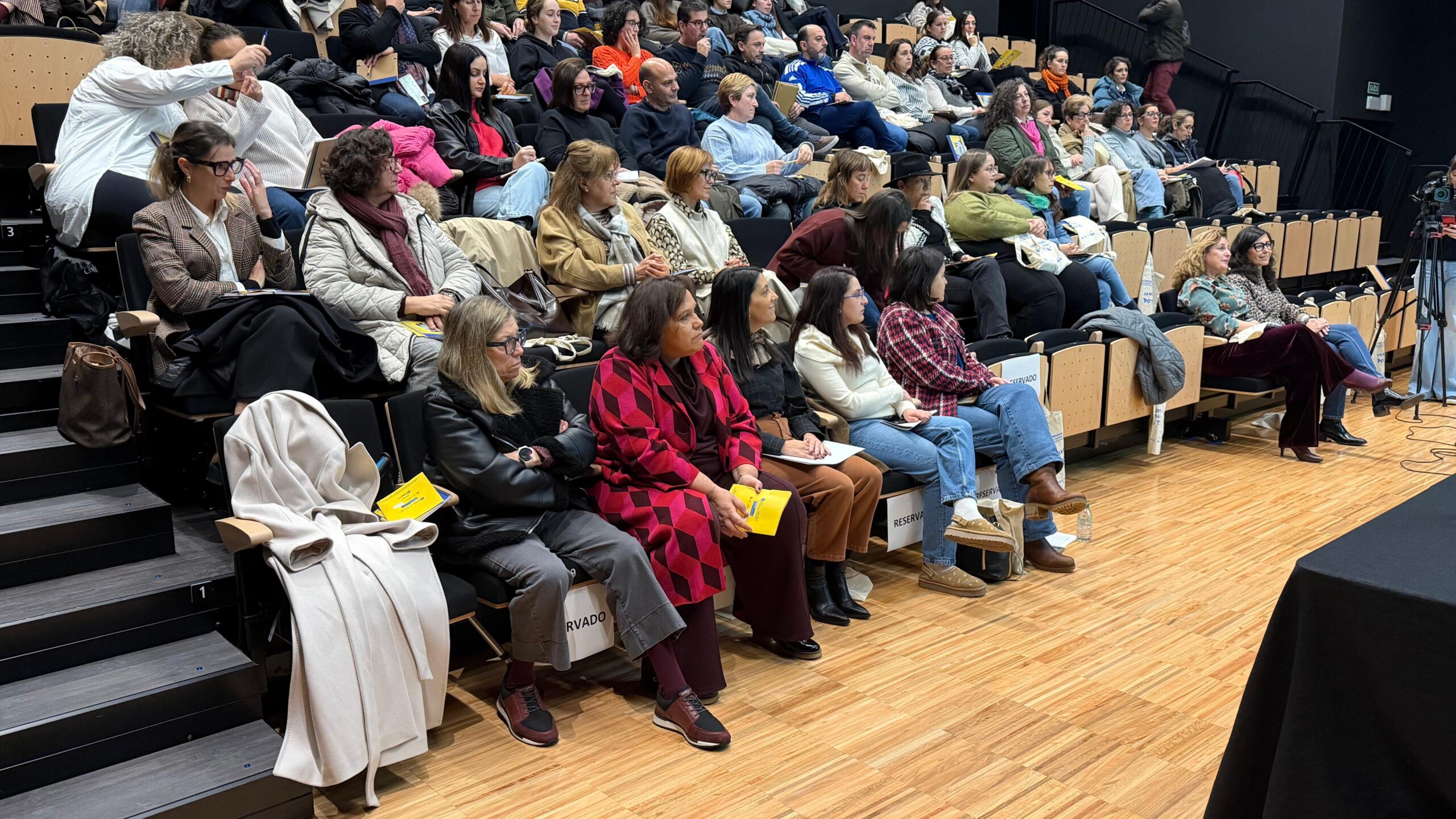 Apertura II Xornadas Interprofesionais BoTrato 2025 (3)