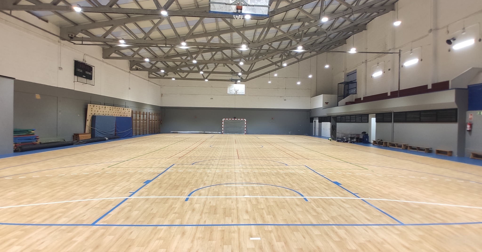 FOTO CARRAL- Pabellon CEIP Vicente Otero Valcarcel