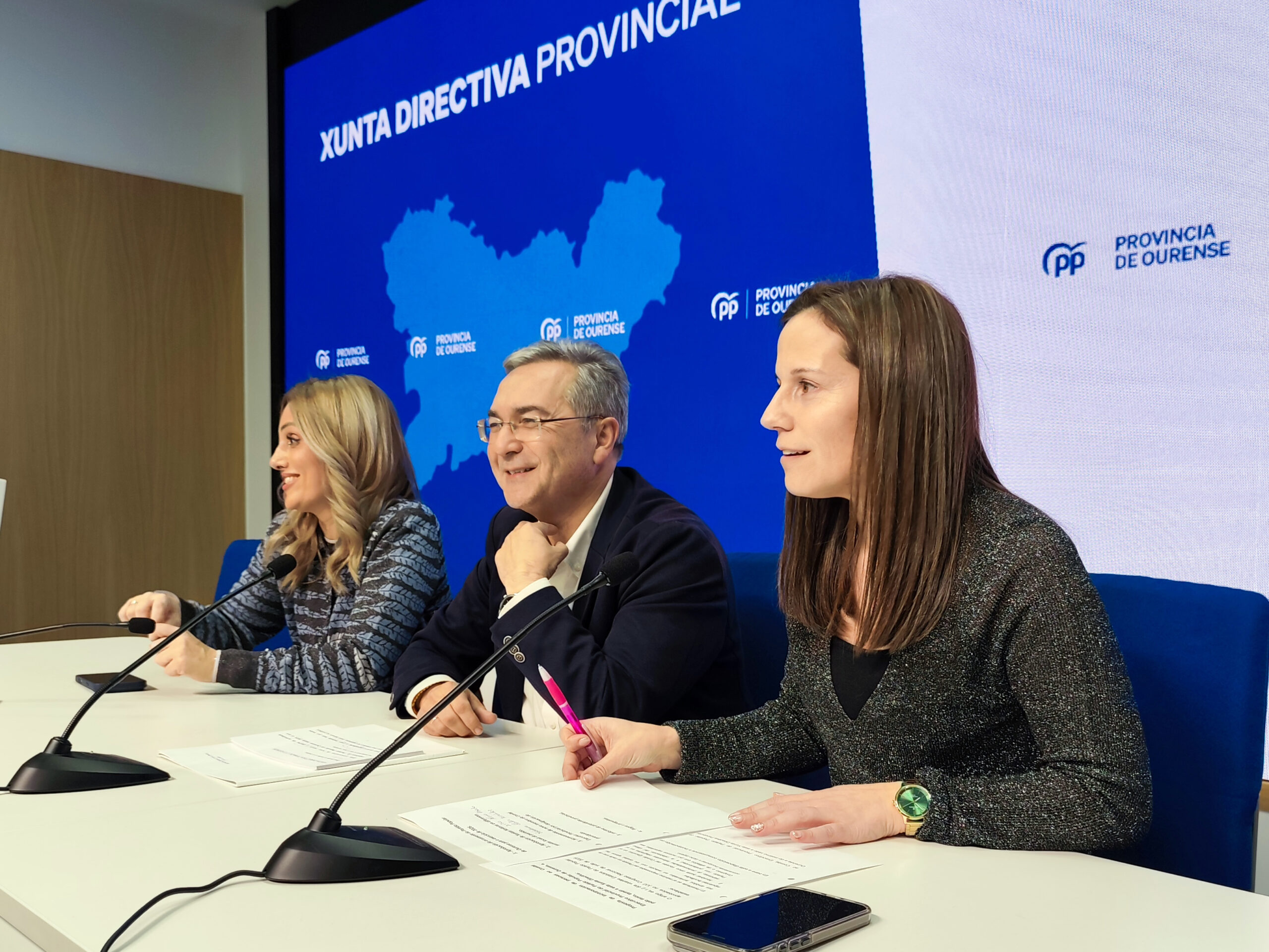 Foto Xunta Directiva PPdeOU_20251217 (2)