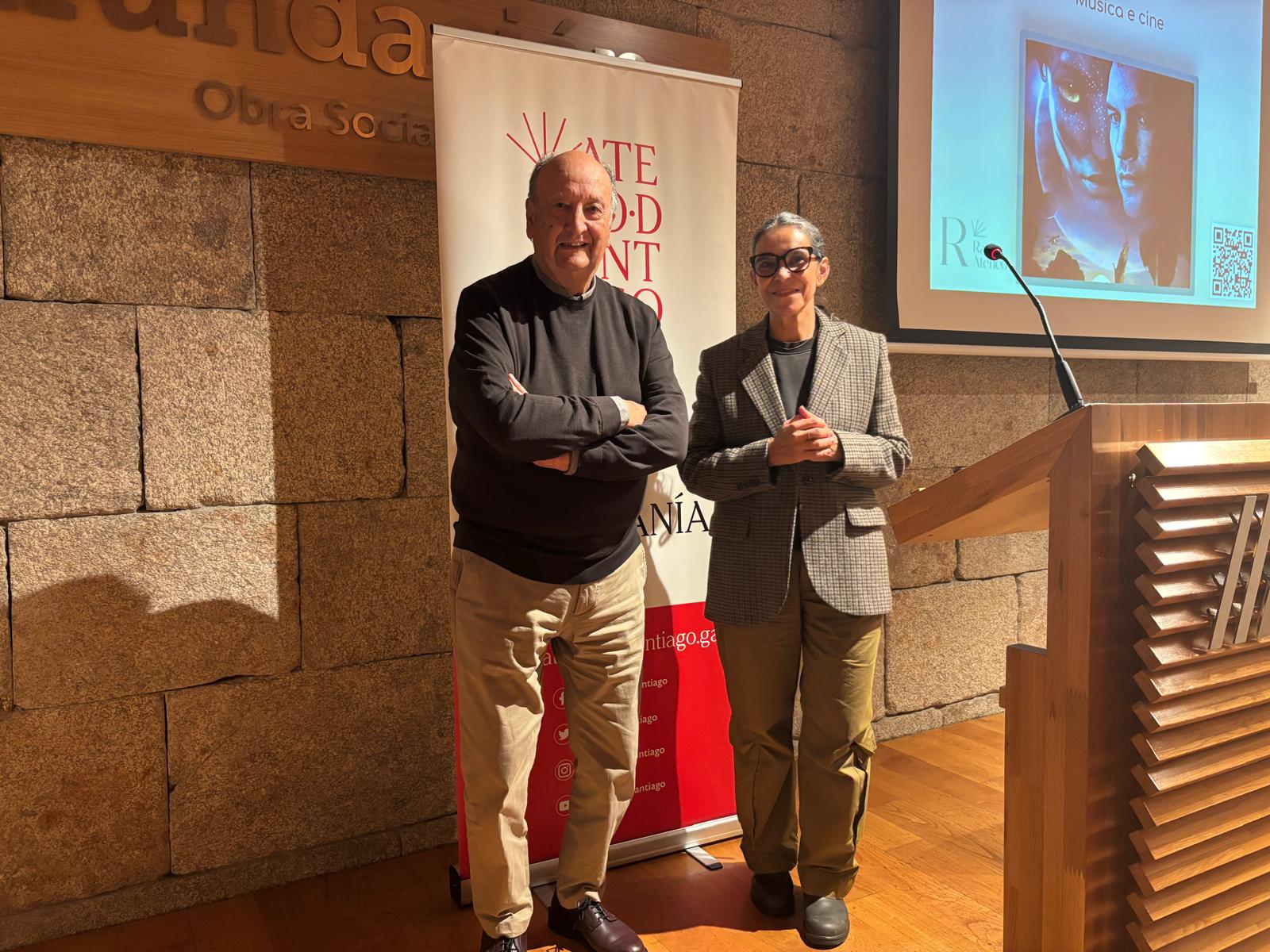 IMAXE – Mercedes Rosón xunto ao presidente do Ateneo, Pancho Candela