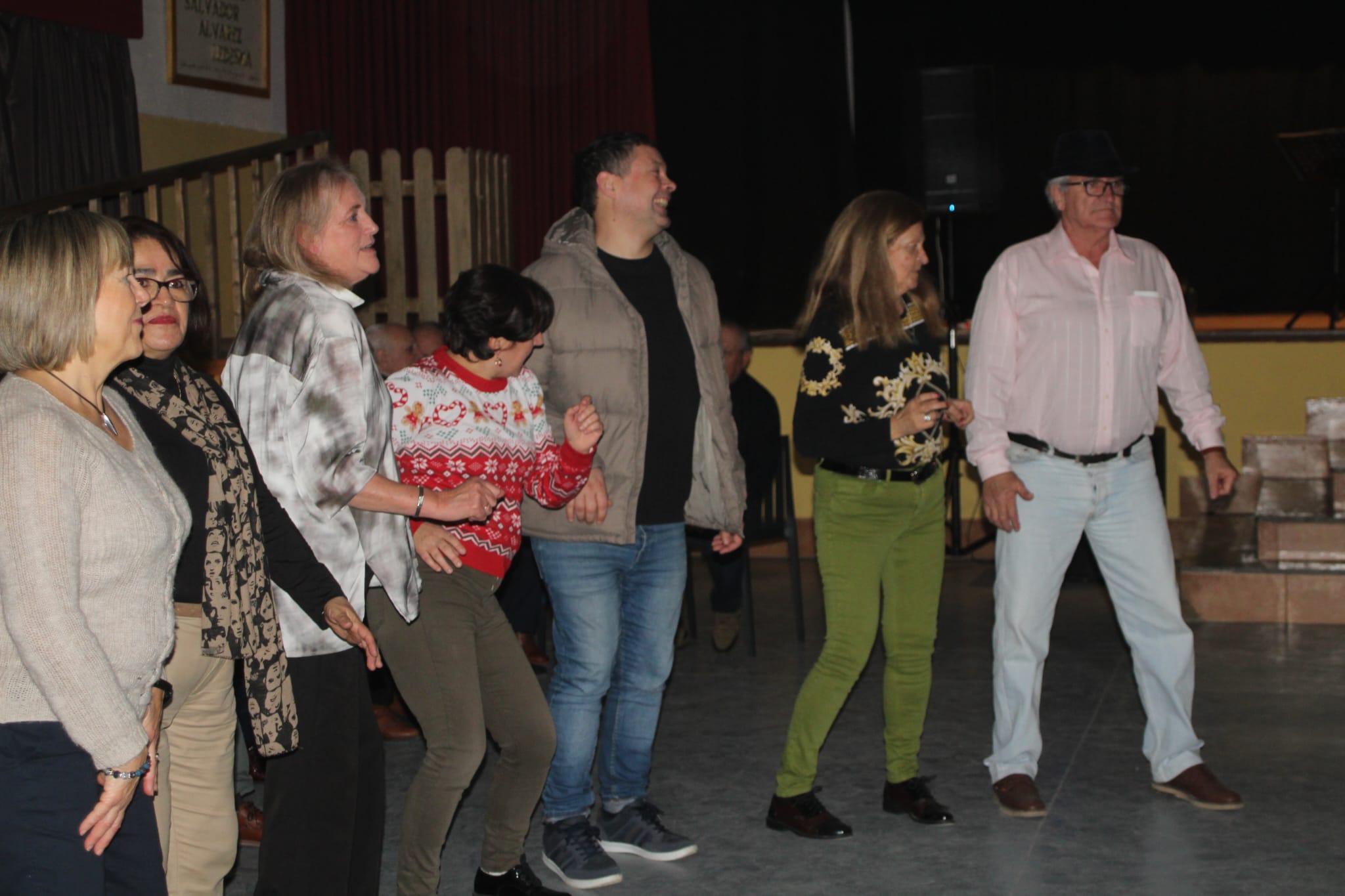 Manu Lourenzo e Charo Bouzón no baile de maiores