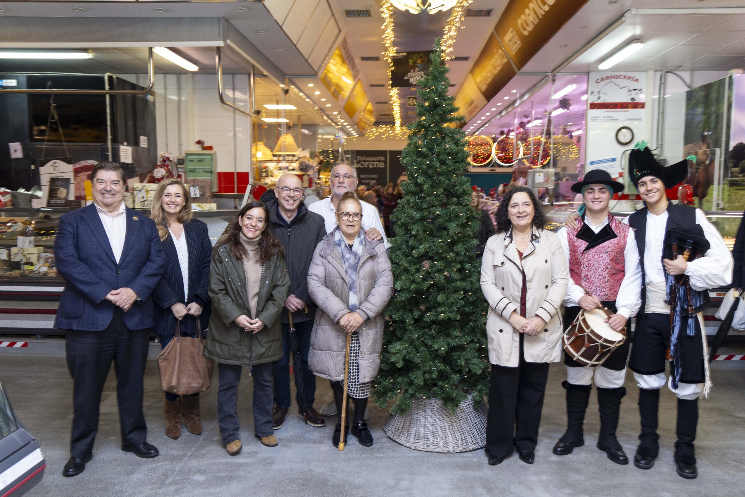 apg_20251129_ALCALDESA_ACENDIDO_NADAL_MERCADO_DE_ELVINA_005