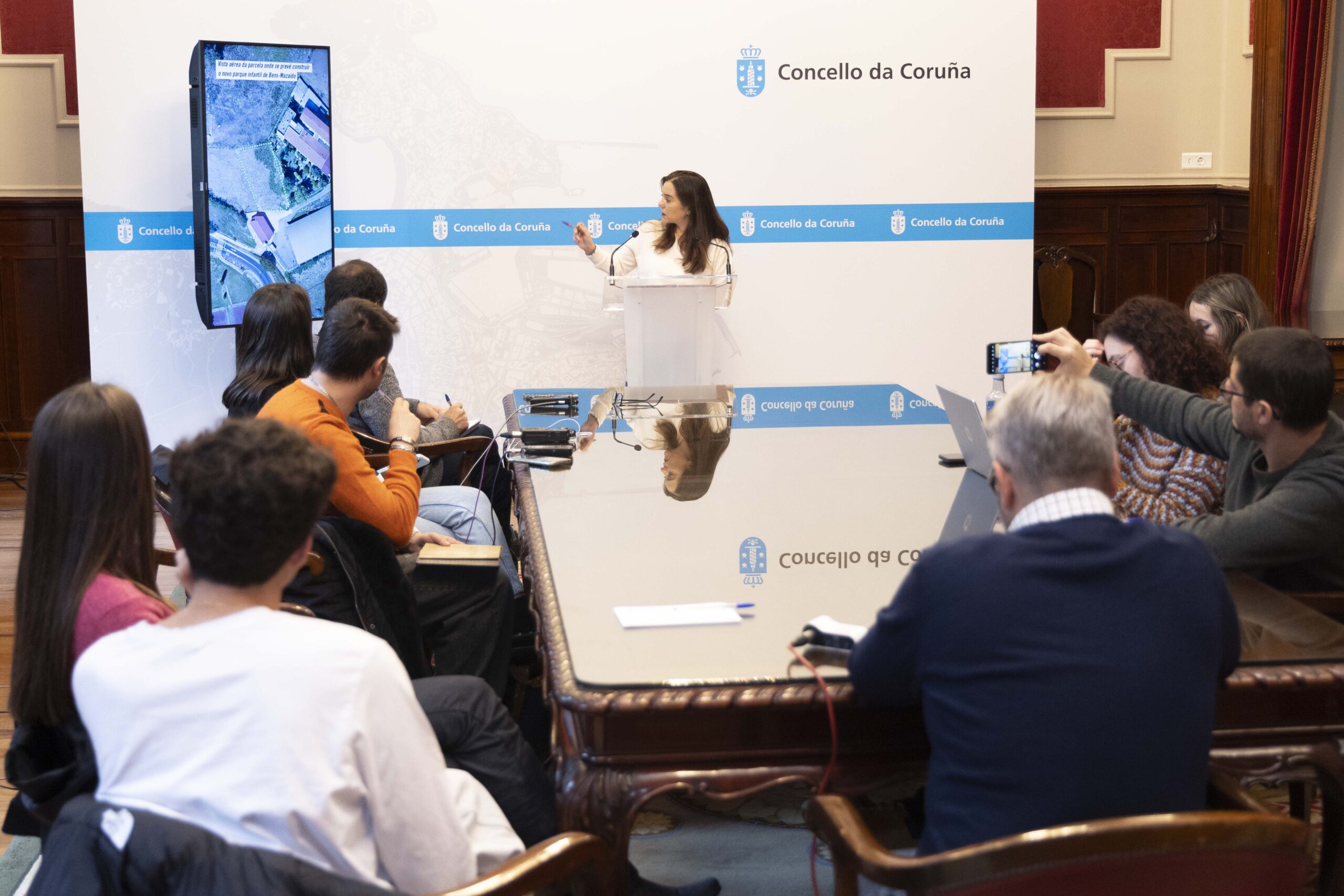 apg_20251202_ALCALDESA_XGL_001