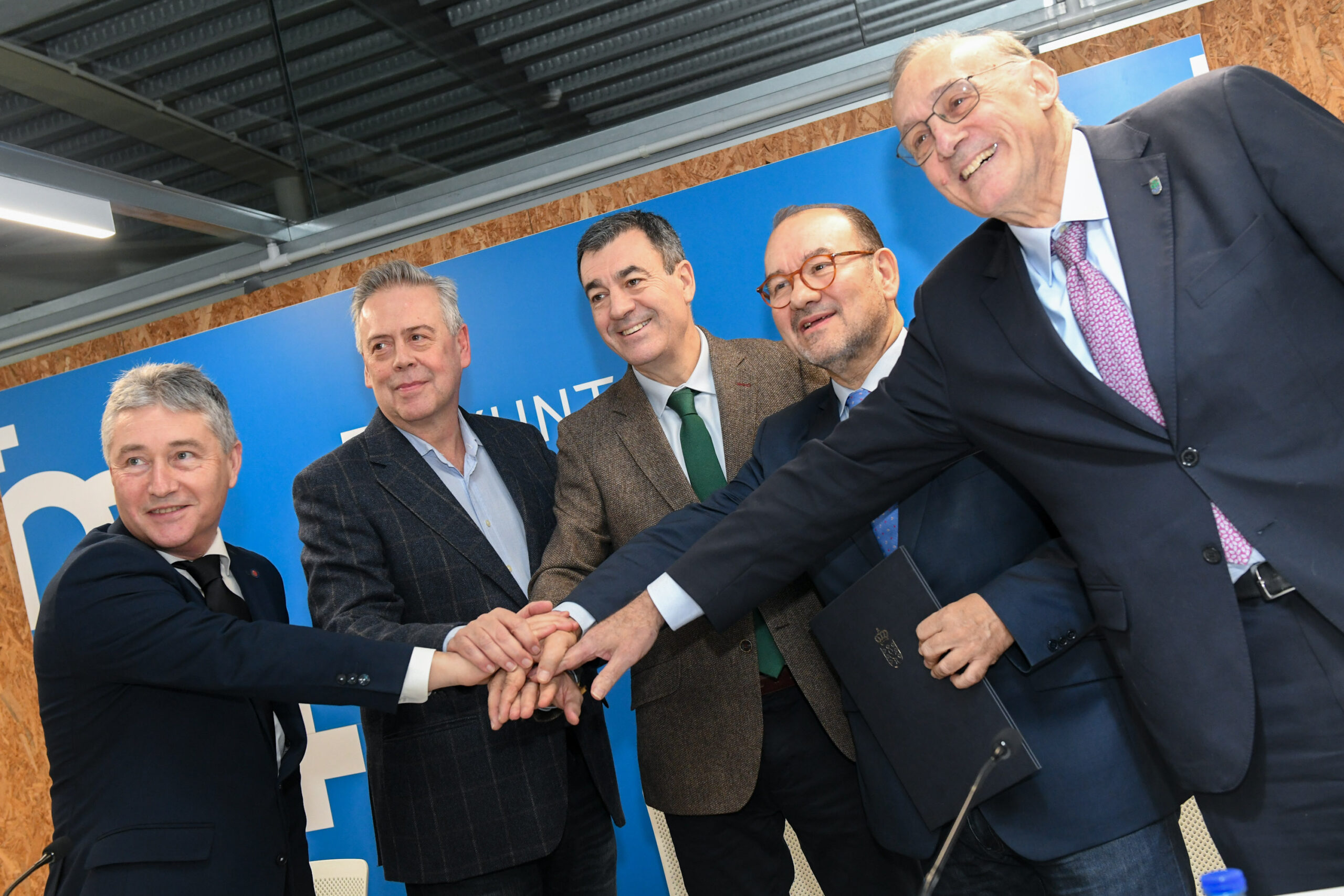 260120_EdcacionSnidad_FrmaCnvnio_MAC-04