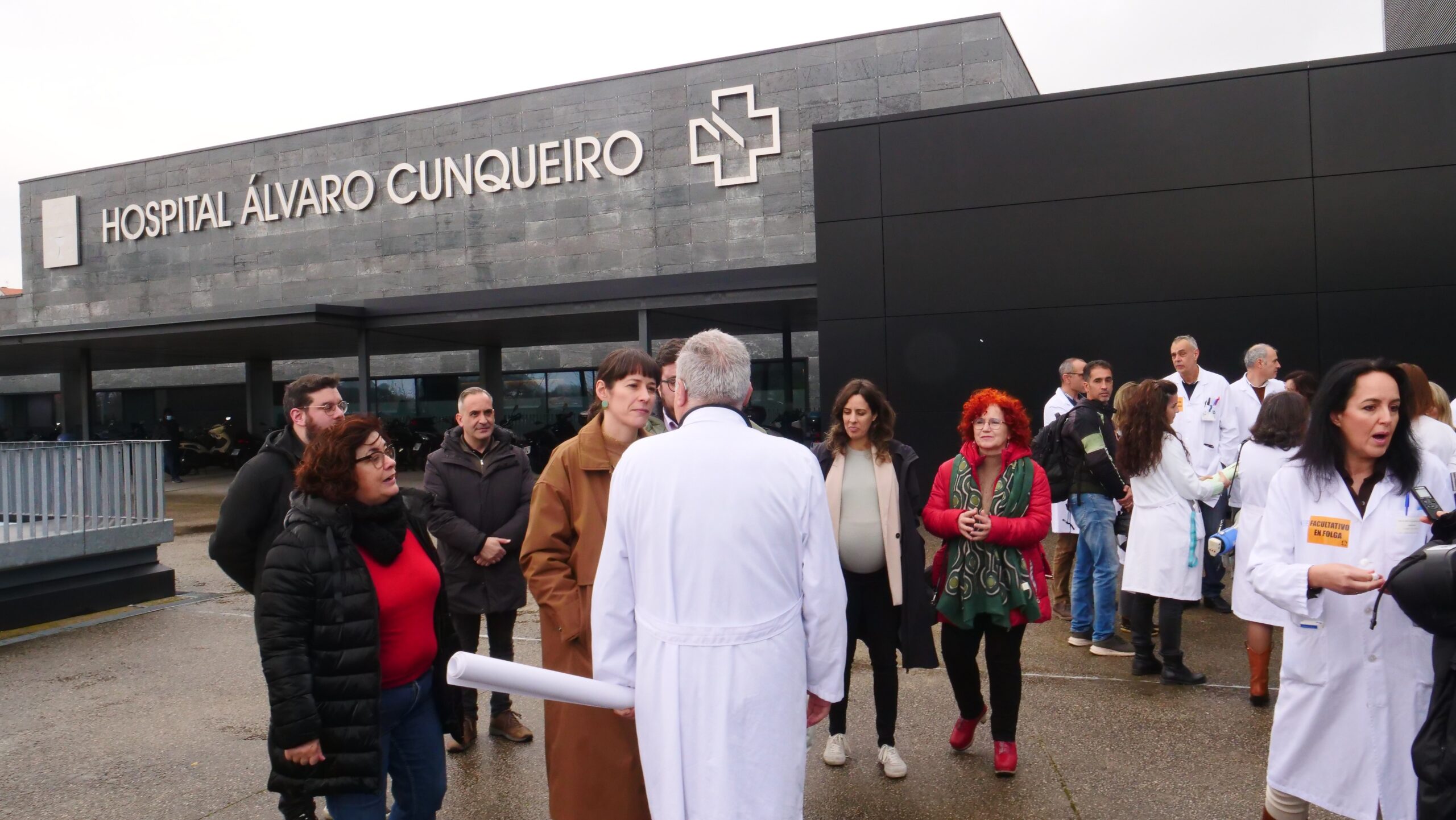 Foto 1 – Ana Pontón hospital Álvaro Cunqueiro Vigo