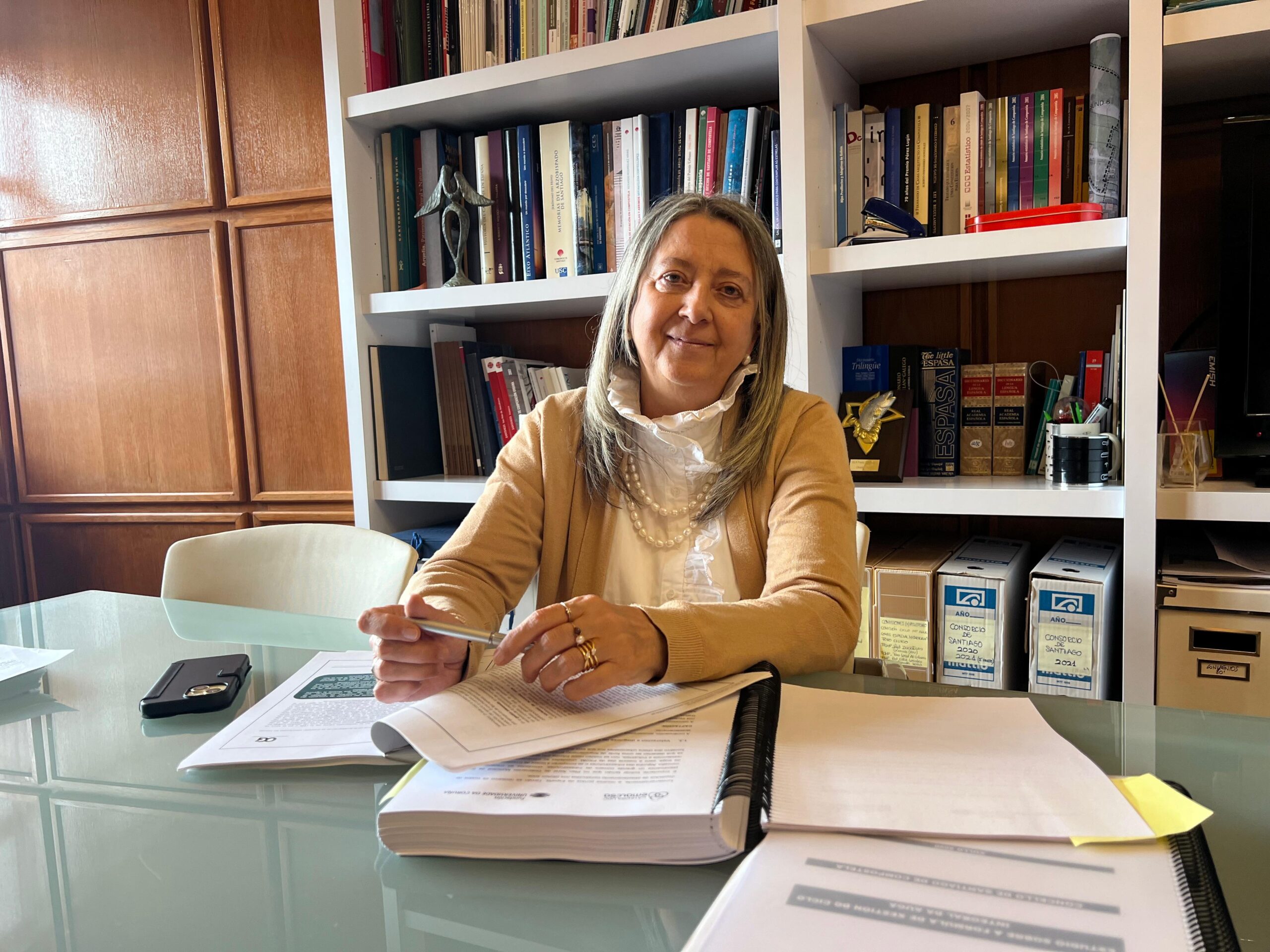 IMAXE – Mila Castro cos tres estudos sobre o ciclo integral da auga elaborados en 2019, 2020 e 2025