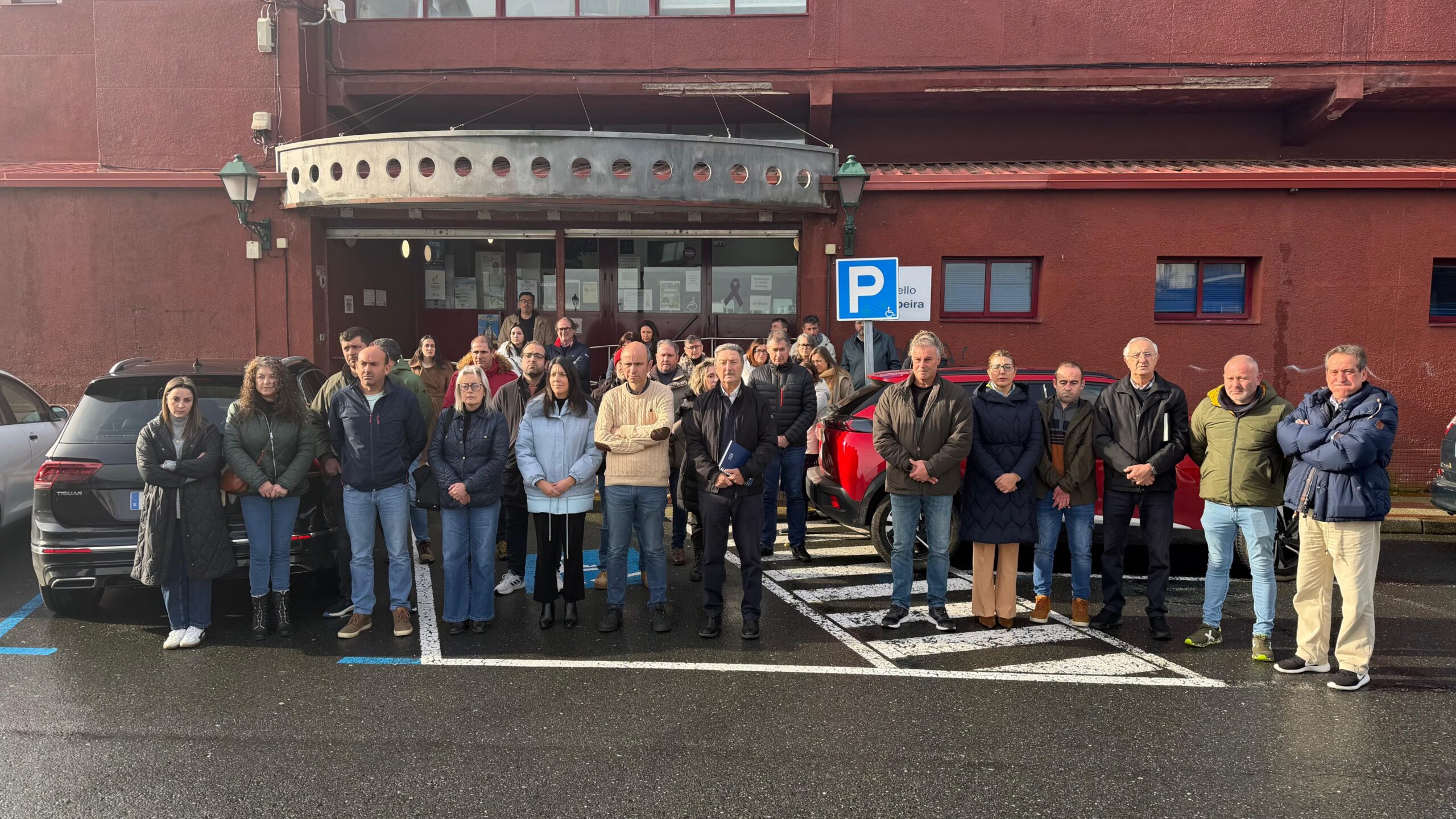 Minuto silencio Adamuz (1)