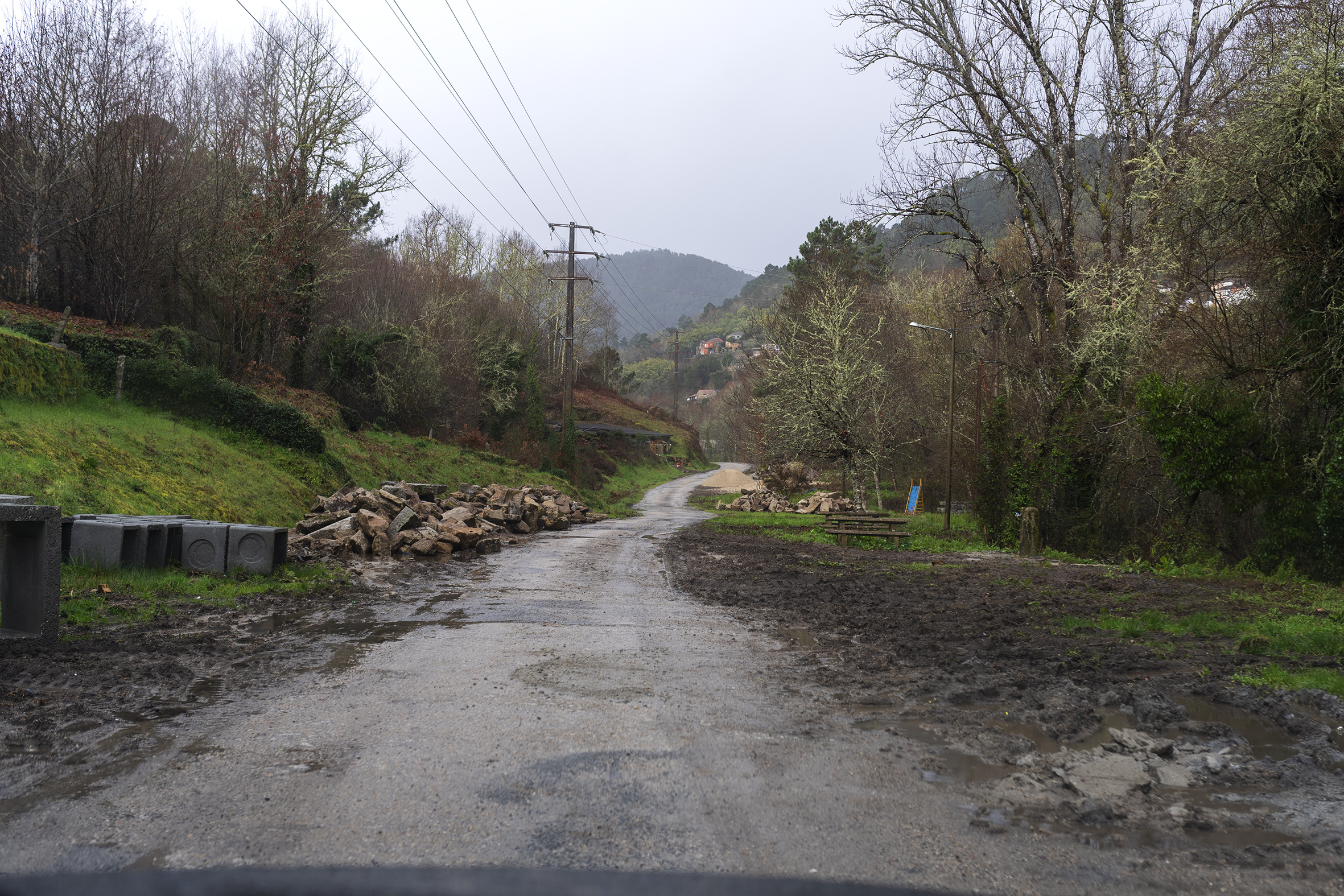 Zona do aparcamento disuasorio en Pazos de Arenteiro