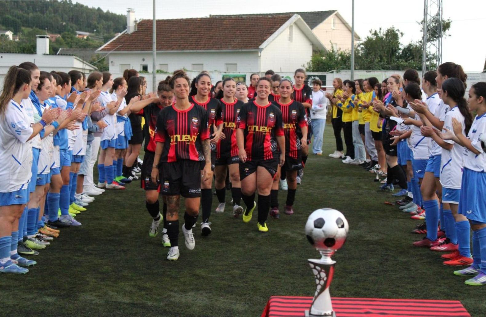 equipo feminino Rápido de Neda