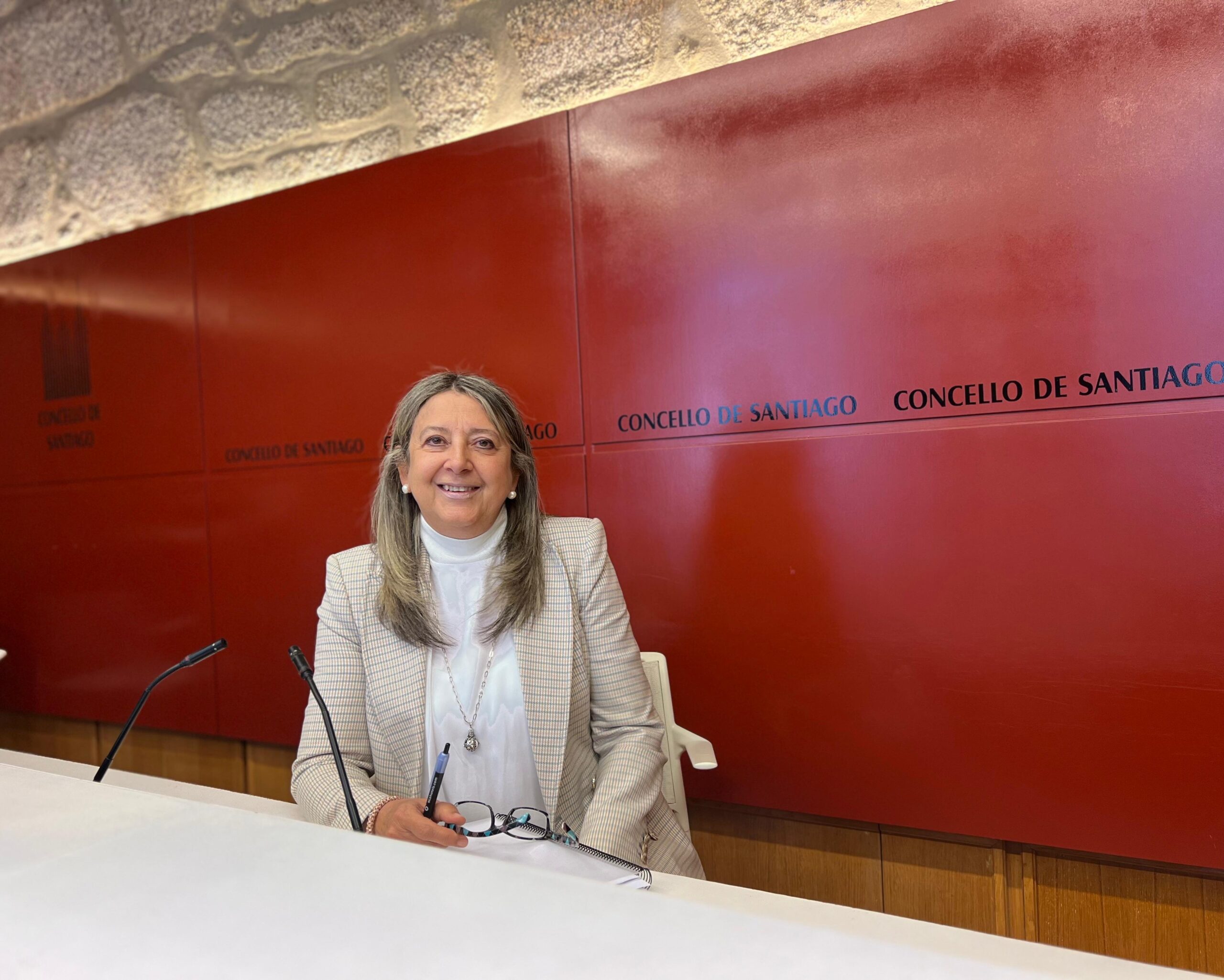 IMAXE – Mila Castro na sala de prensa do Concello (1)