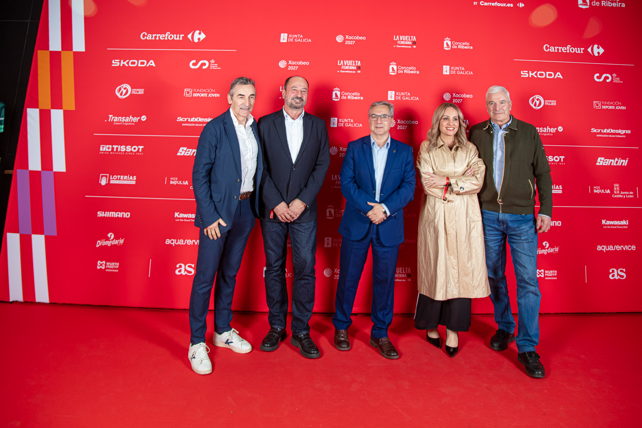Luis Menor na presentación de La Vuelta Feminina (1)