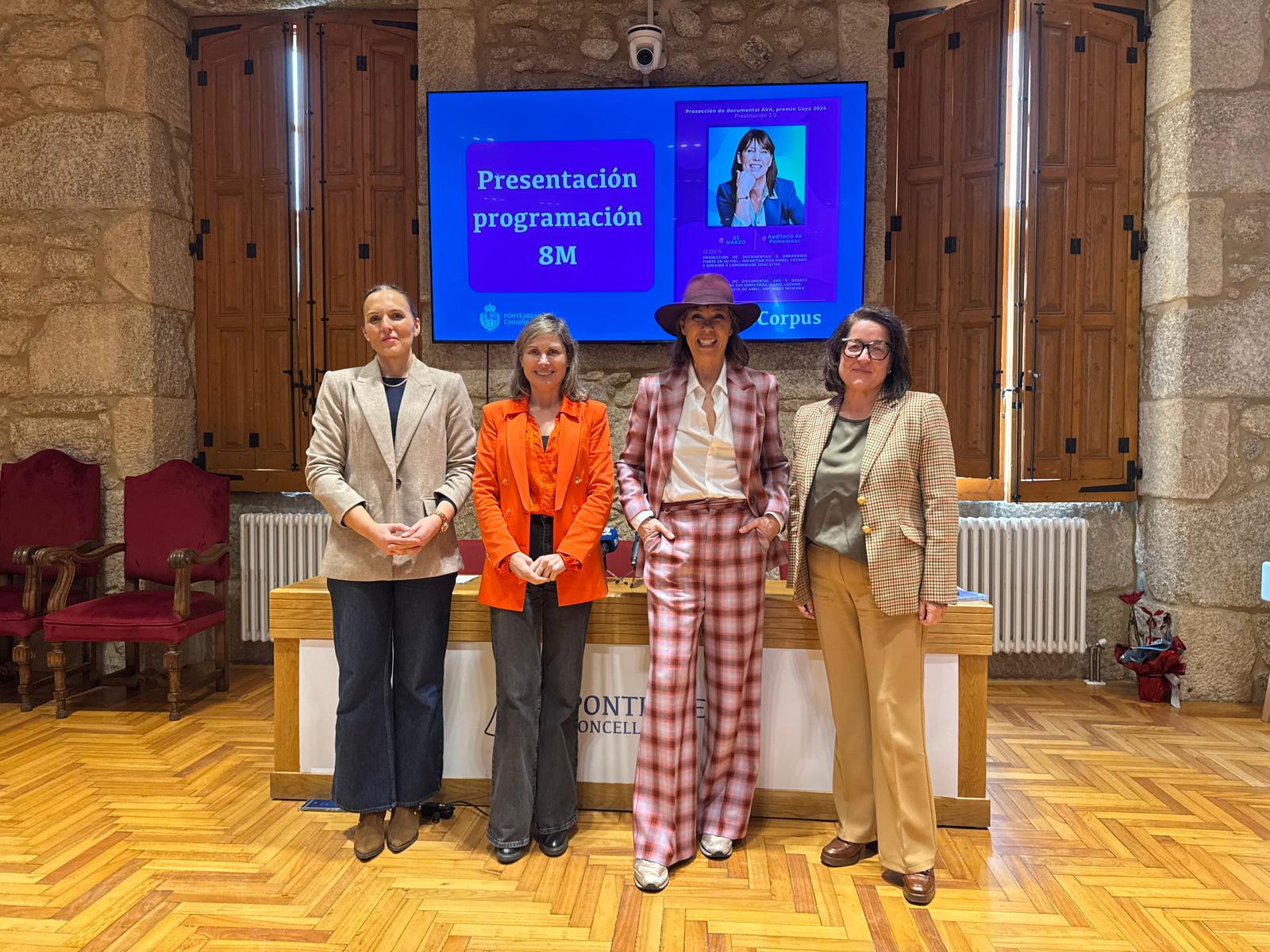 Mabel Lozano en Ponteareas